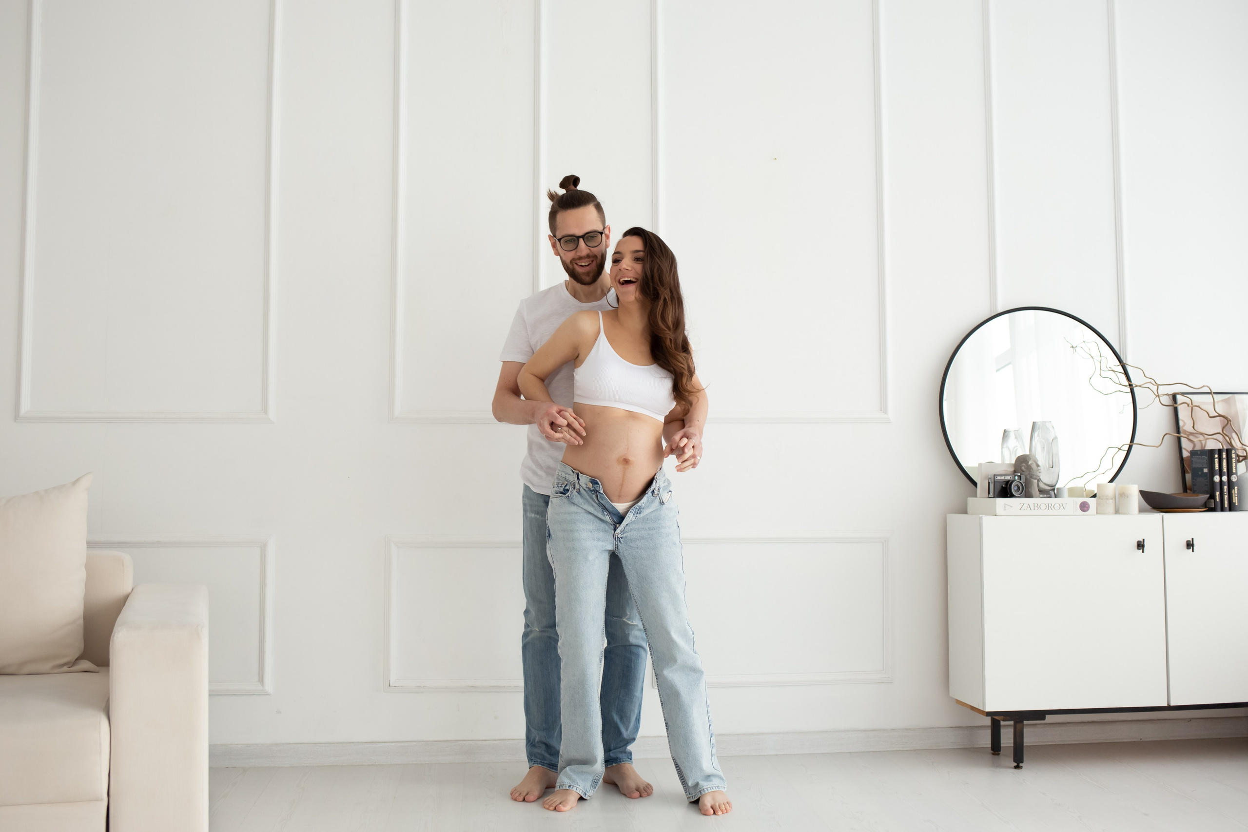 Фотосессия беременности в стиле лайфстайл. Профессиональный фотограф в Испании