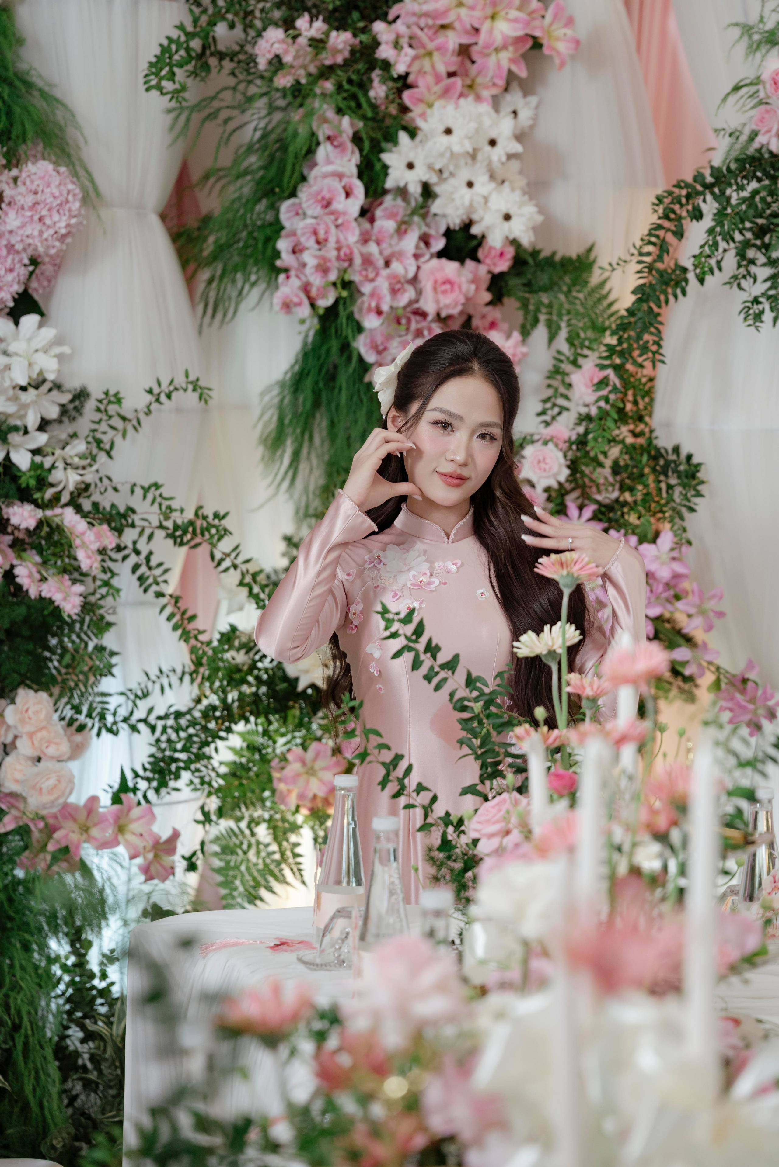 LINH & HUYEN. WEDDING PHOTOGRAPHER IN VIETNAM