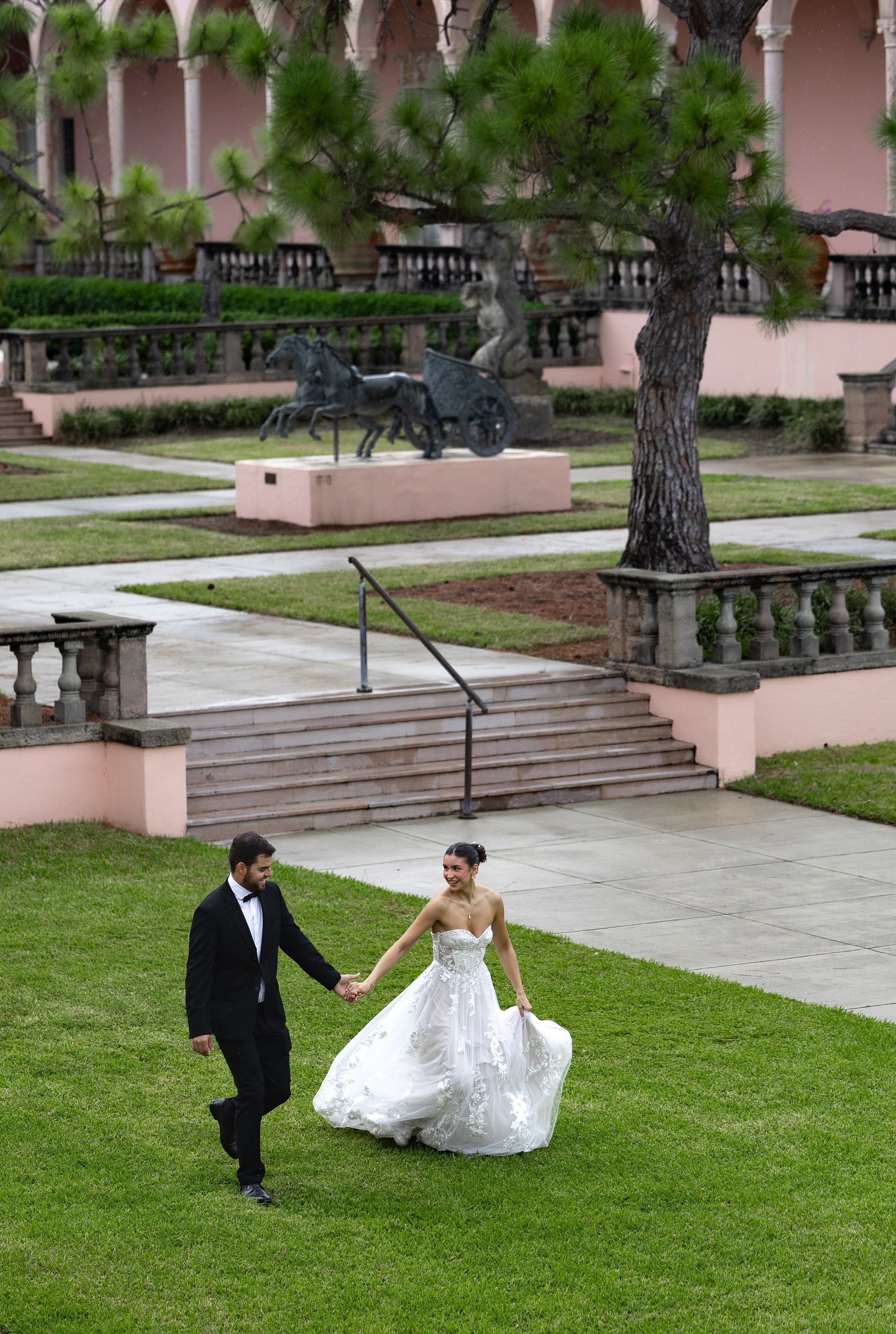 Intimate Elopement photoshoot. Ringling. Photographer Anastasia Nagibina