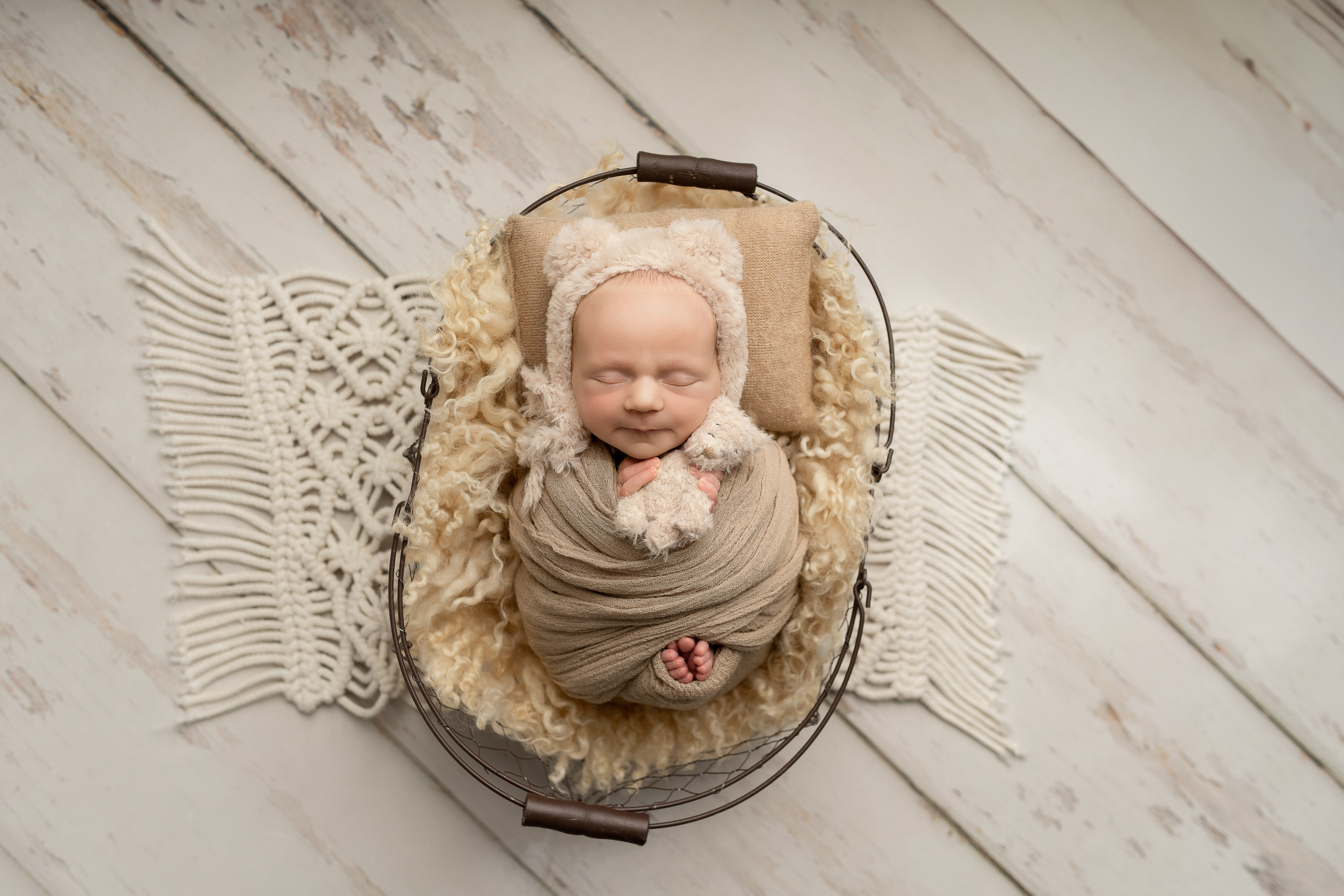 Esu Aleksandra naujagimių ir kudikių fotografė iš Vilniaus