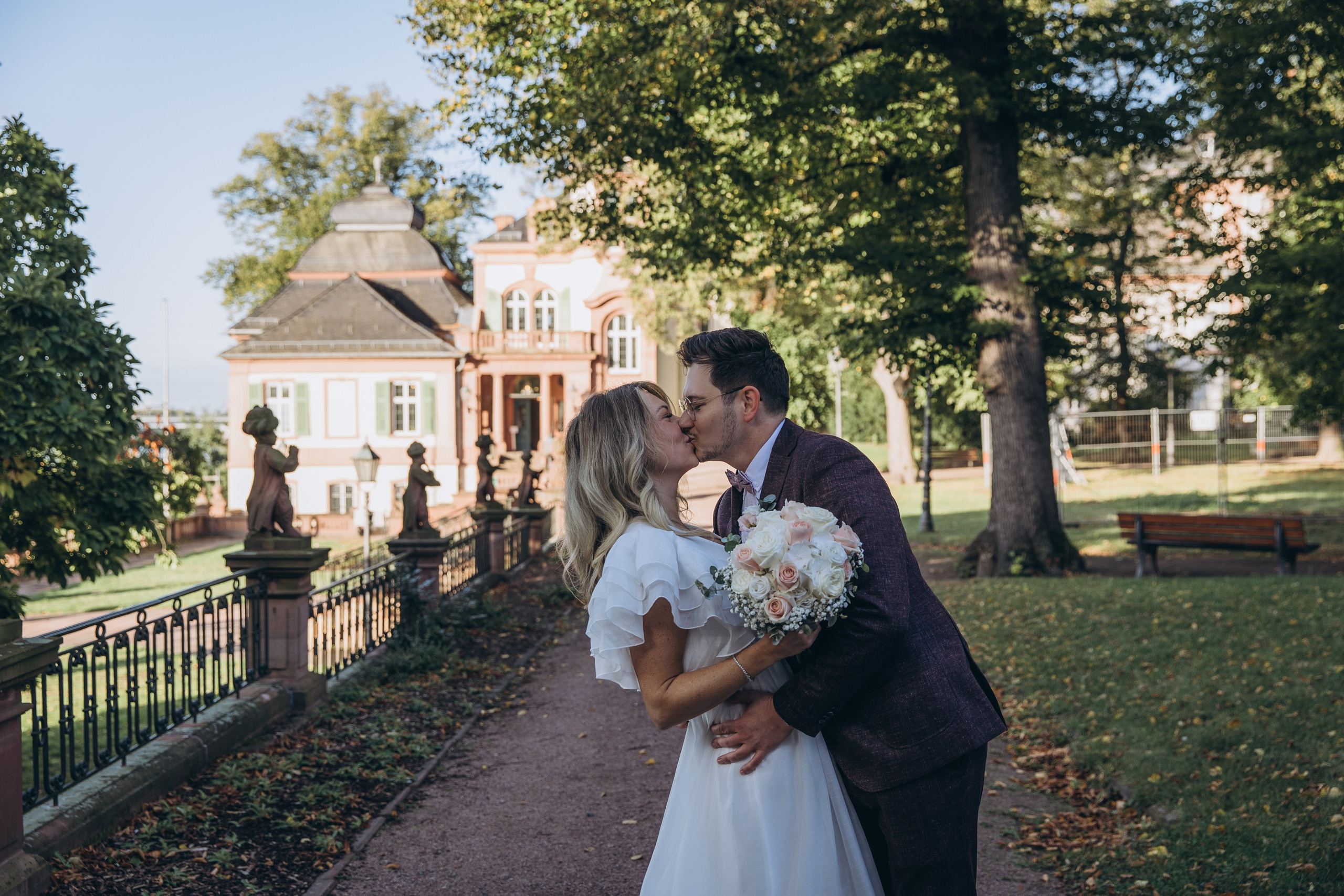 Alli and Michael. Wedding Stories — Professional Wedding Photography & Videography in Germany, Italy, Spain & all across Europe