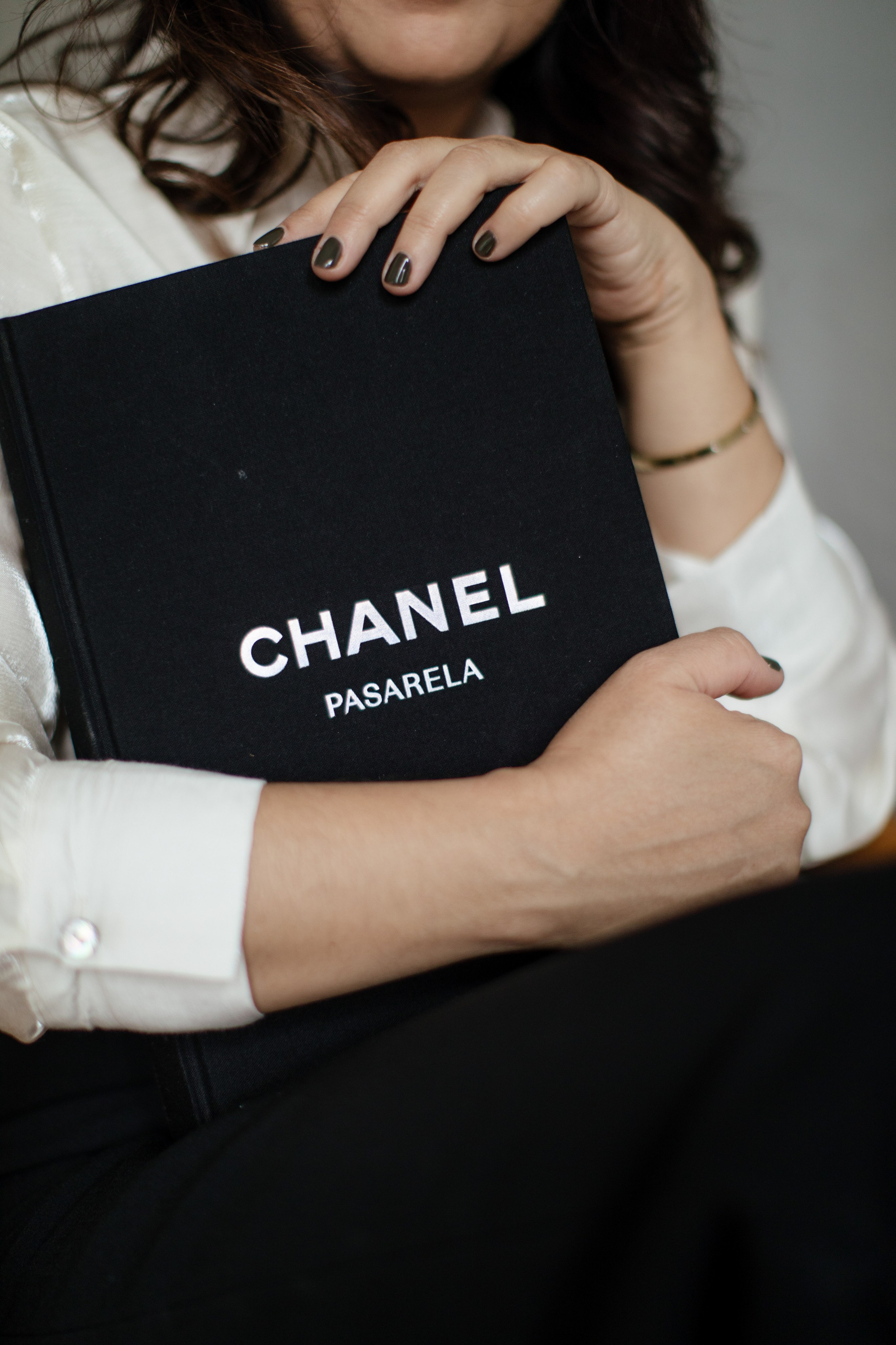 Sesiones «Behind the brand». Maria Kulakova — Fotógrafa en Santiago | Fotografía de producto, marcas y familias