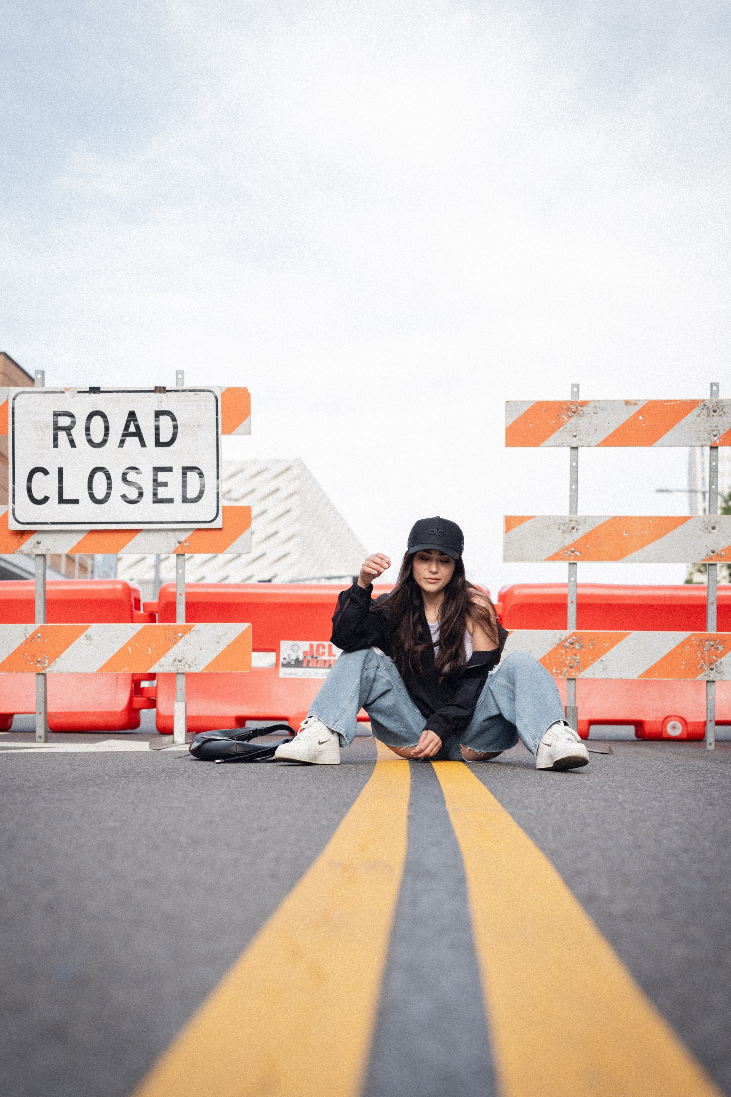 Downtown Vibe. Woman portrait photo session. Portrait, family, maternity & wedding photography & videography in SoCal Kseni Vibe