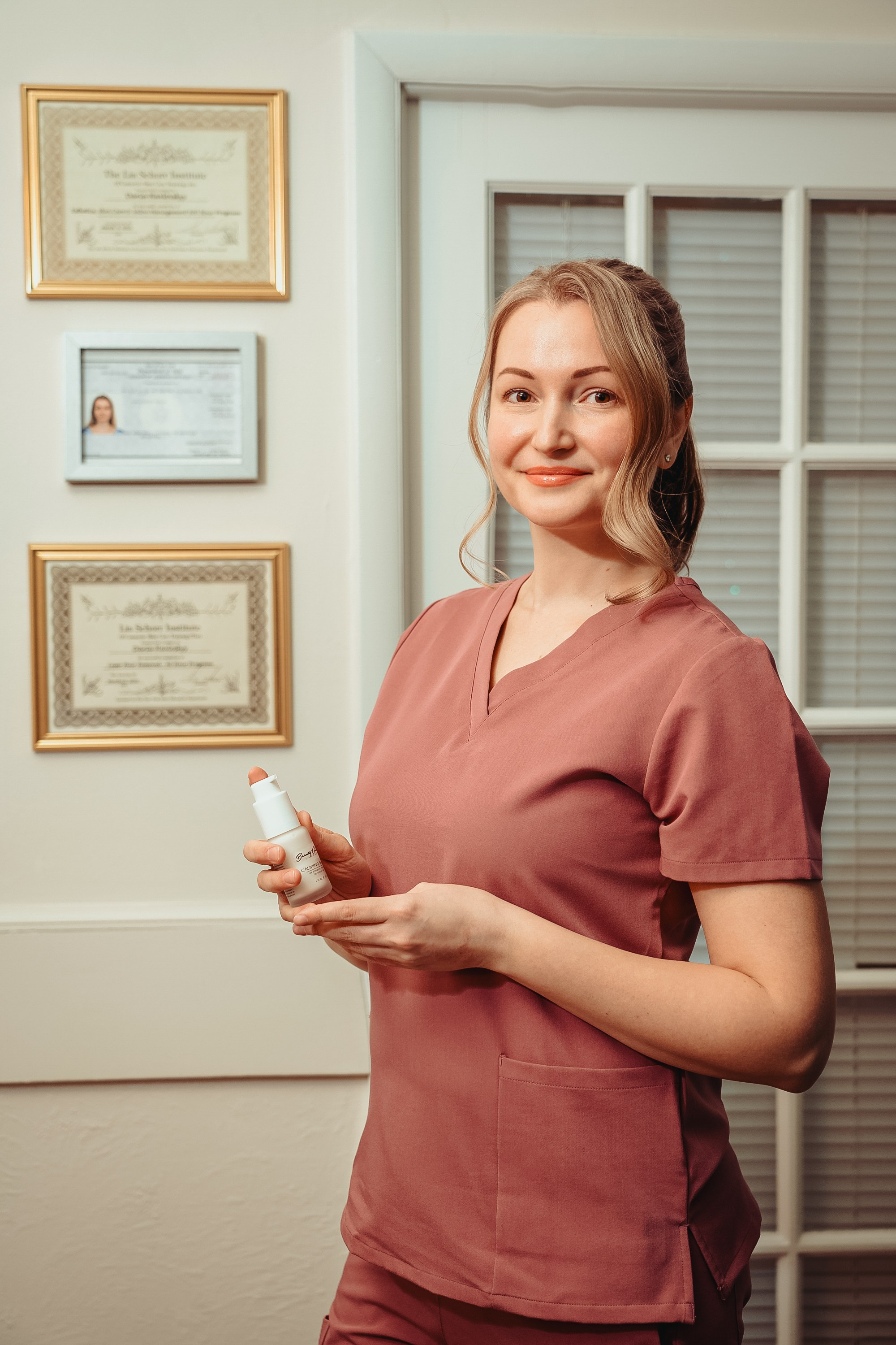 Сontent for the website of a laser hair removal specialist. Portrait and wedding photographer in New York