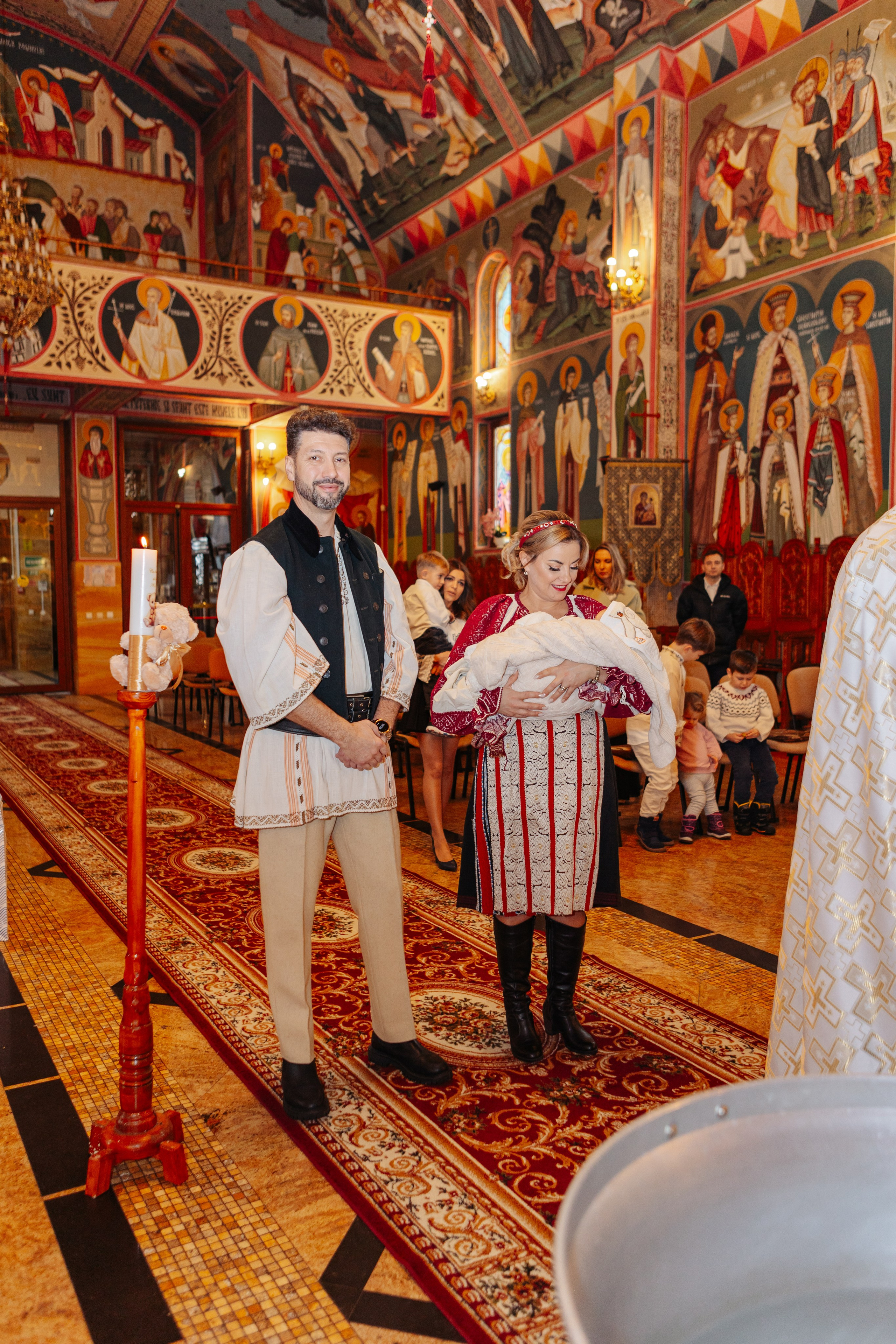 Botezul micuțului Matteo. Cristina Andronache fotograf Brașov fotograf de familie fotograf de nunta Brașov