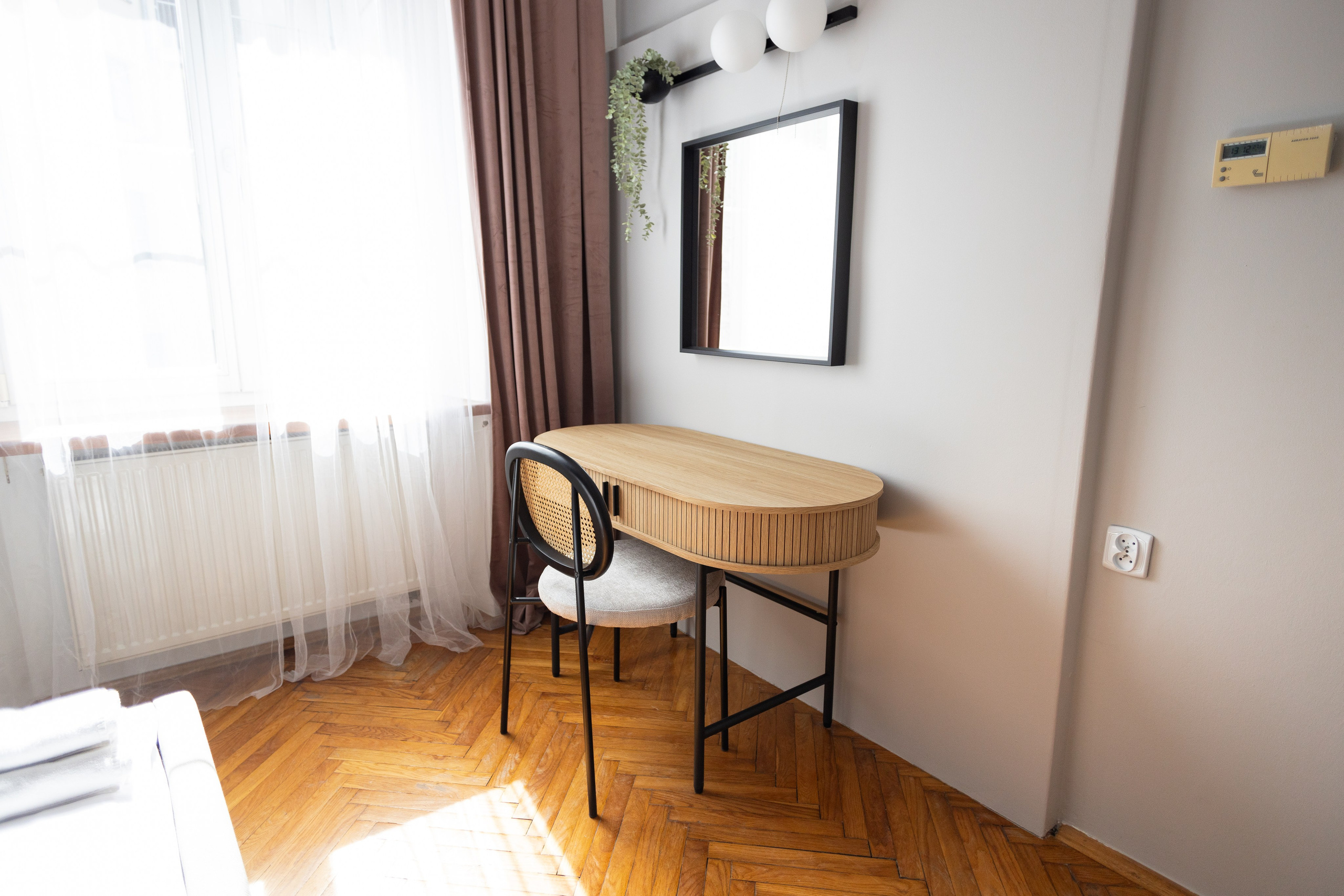 Apartament Upstairs 4