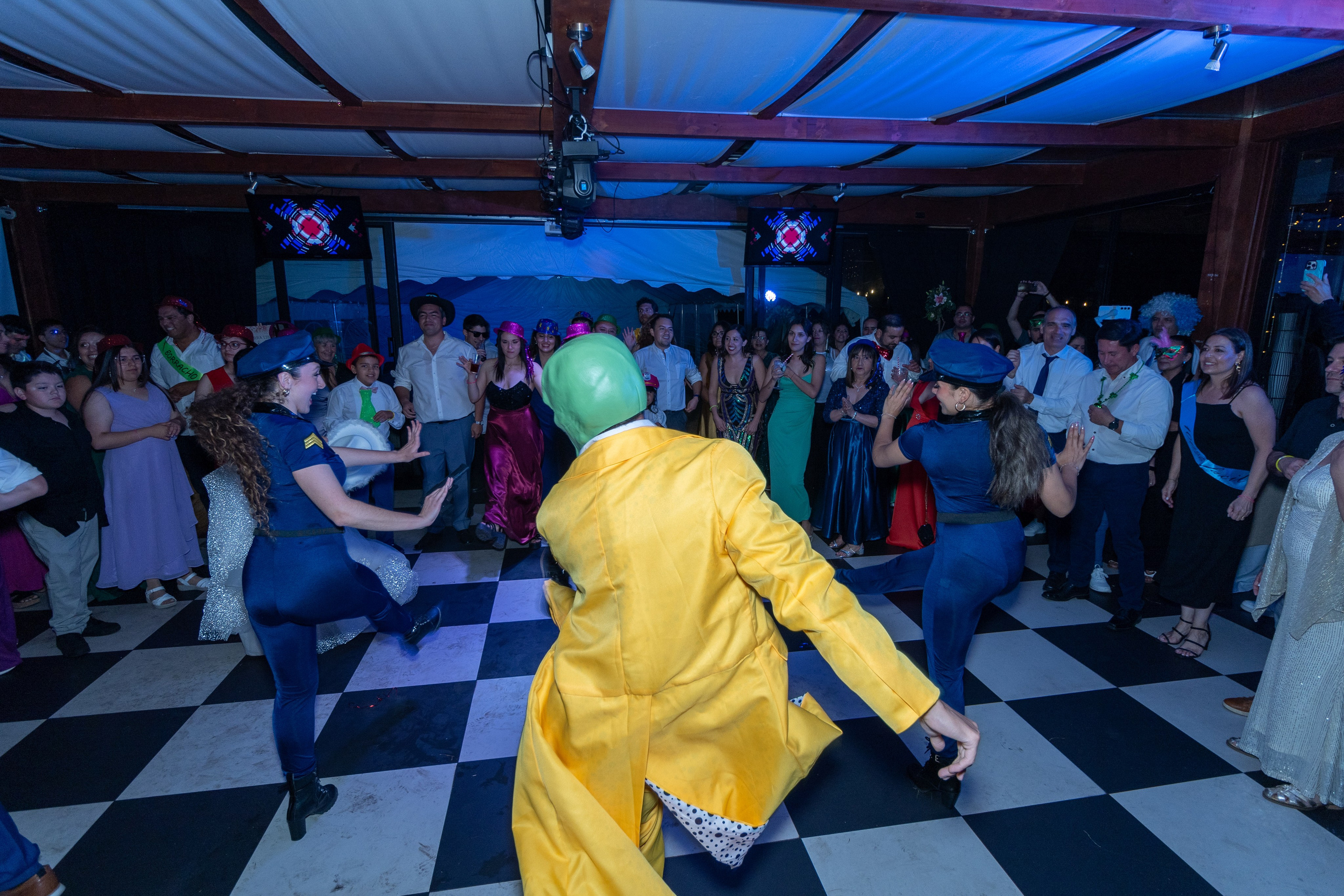 Katherin y Daniel. Dinka & Emilio - El arte de preservar lo que no se repite