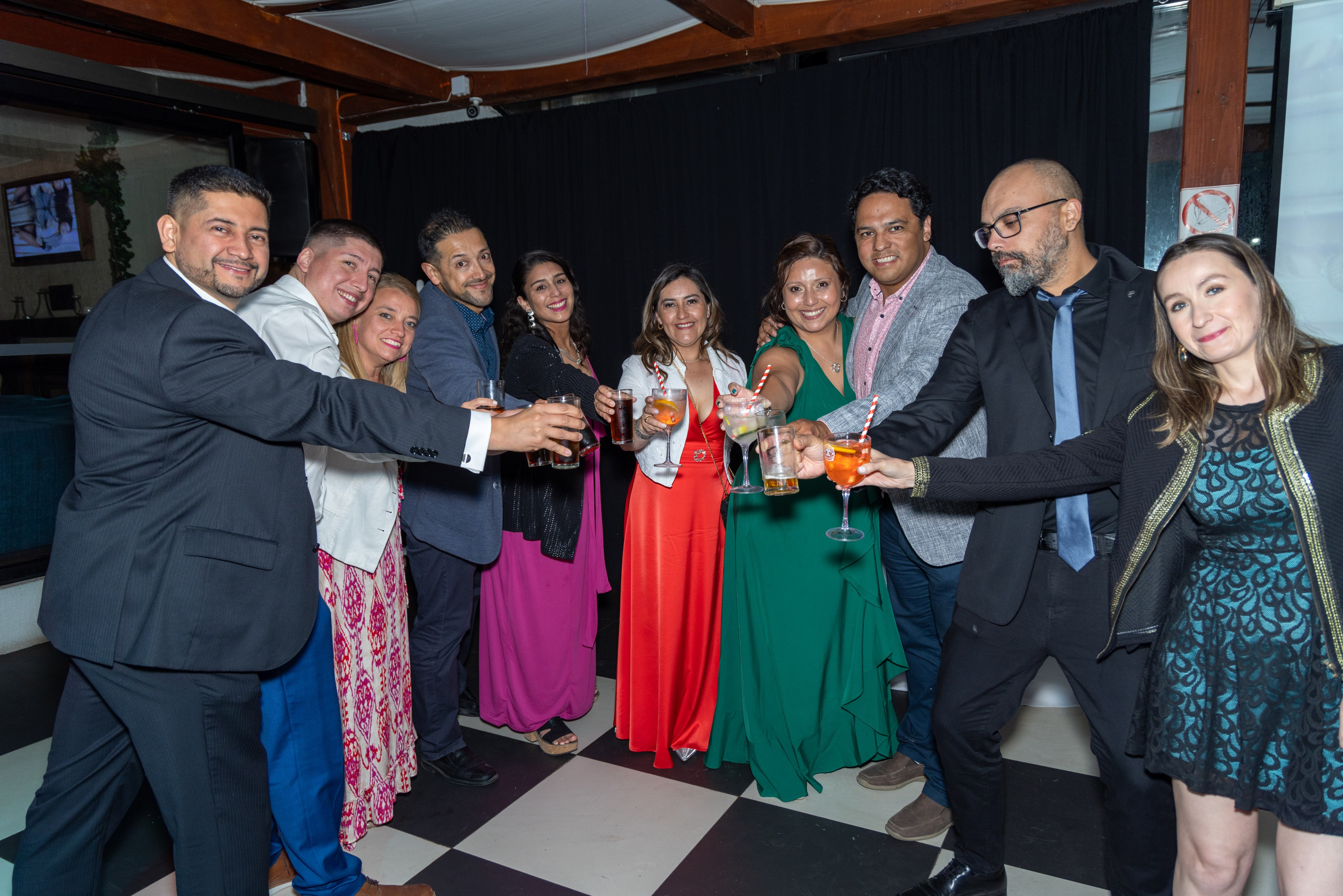 Katherin y Daniel. Dinka & Emilio - El arte de preservar lo que no se repite