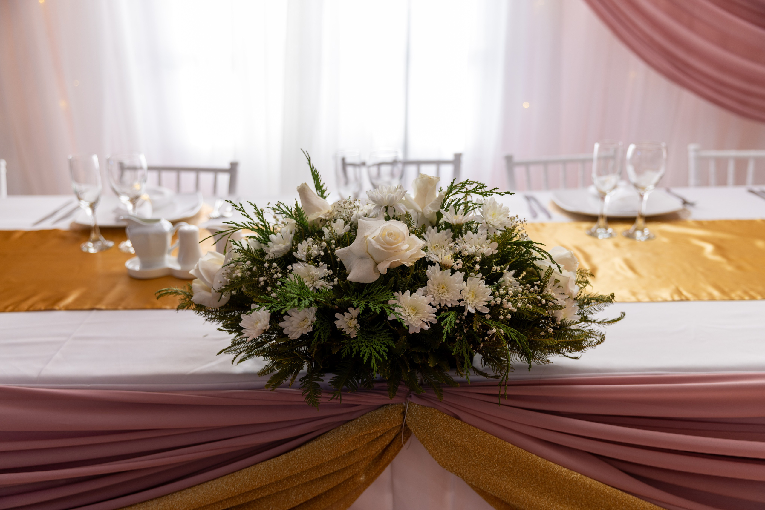 Elizabeth & Luis. Dinka & Emilio - El arte de preservar lo que no se repite