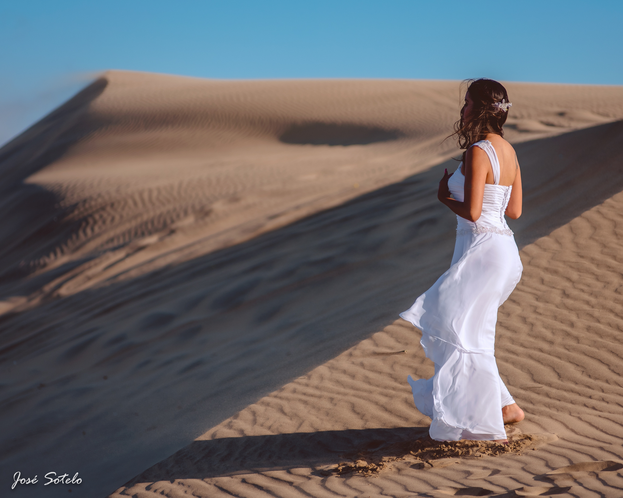 Nataly Carrillo. Rosarito, Mexico. July 2015. José Sotelo