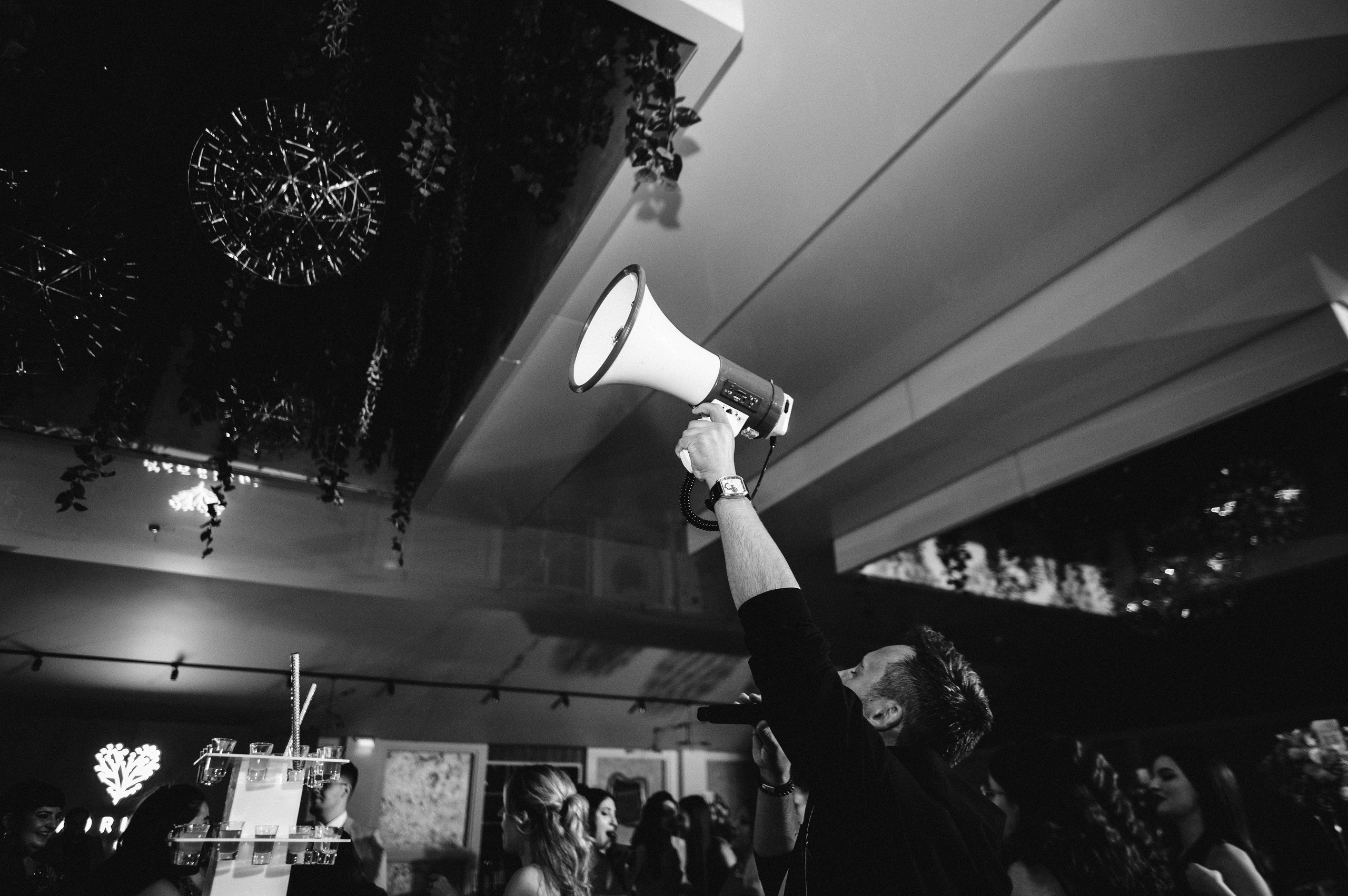 Robert si Ilinca. Valentin Melen - fotograf de nunta 🤍