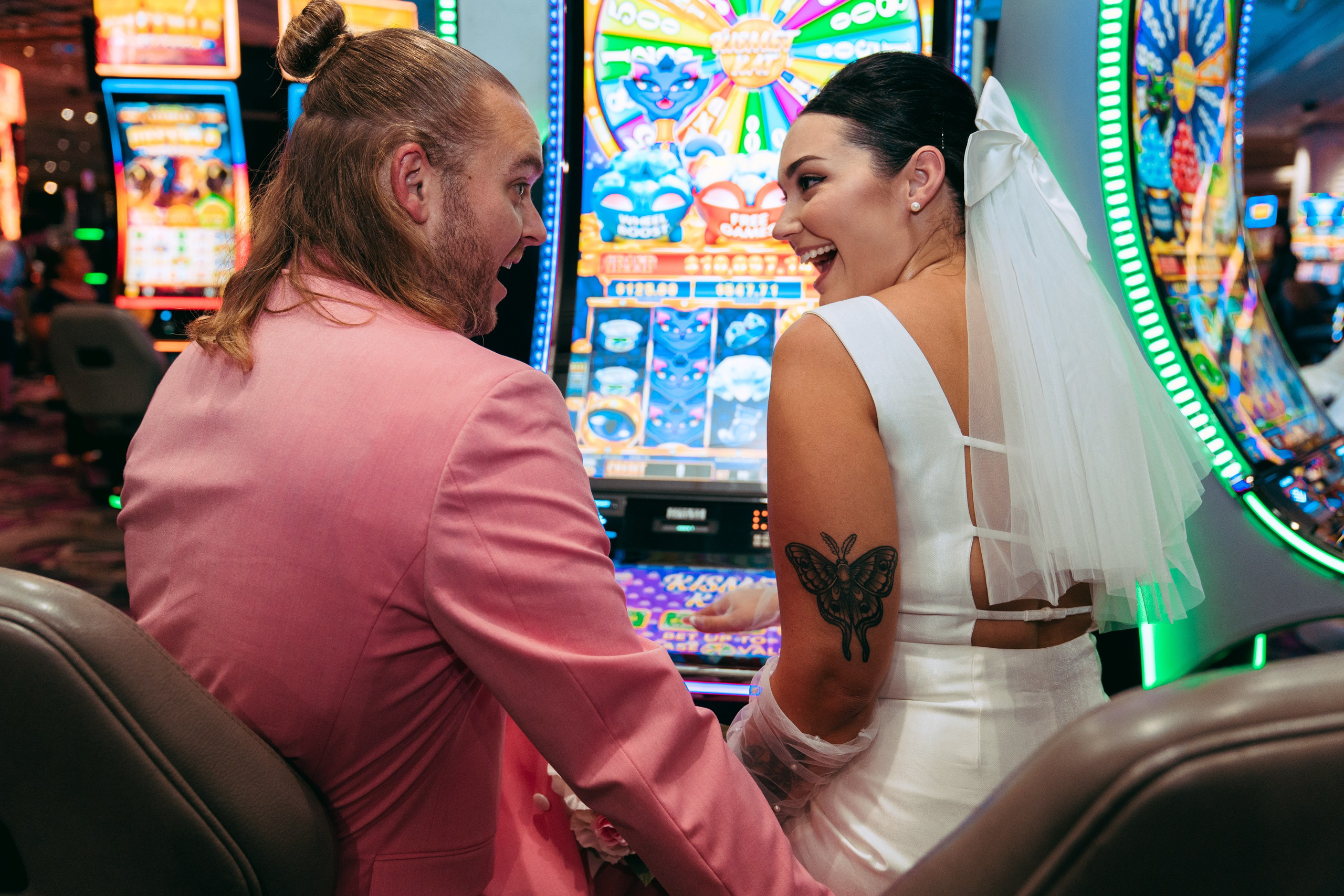 Joey&Afton. Wedding & elopement photographer Viktoriya Kravtsov. Las Vegas