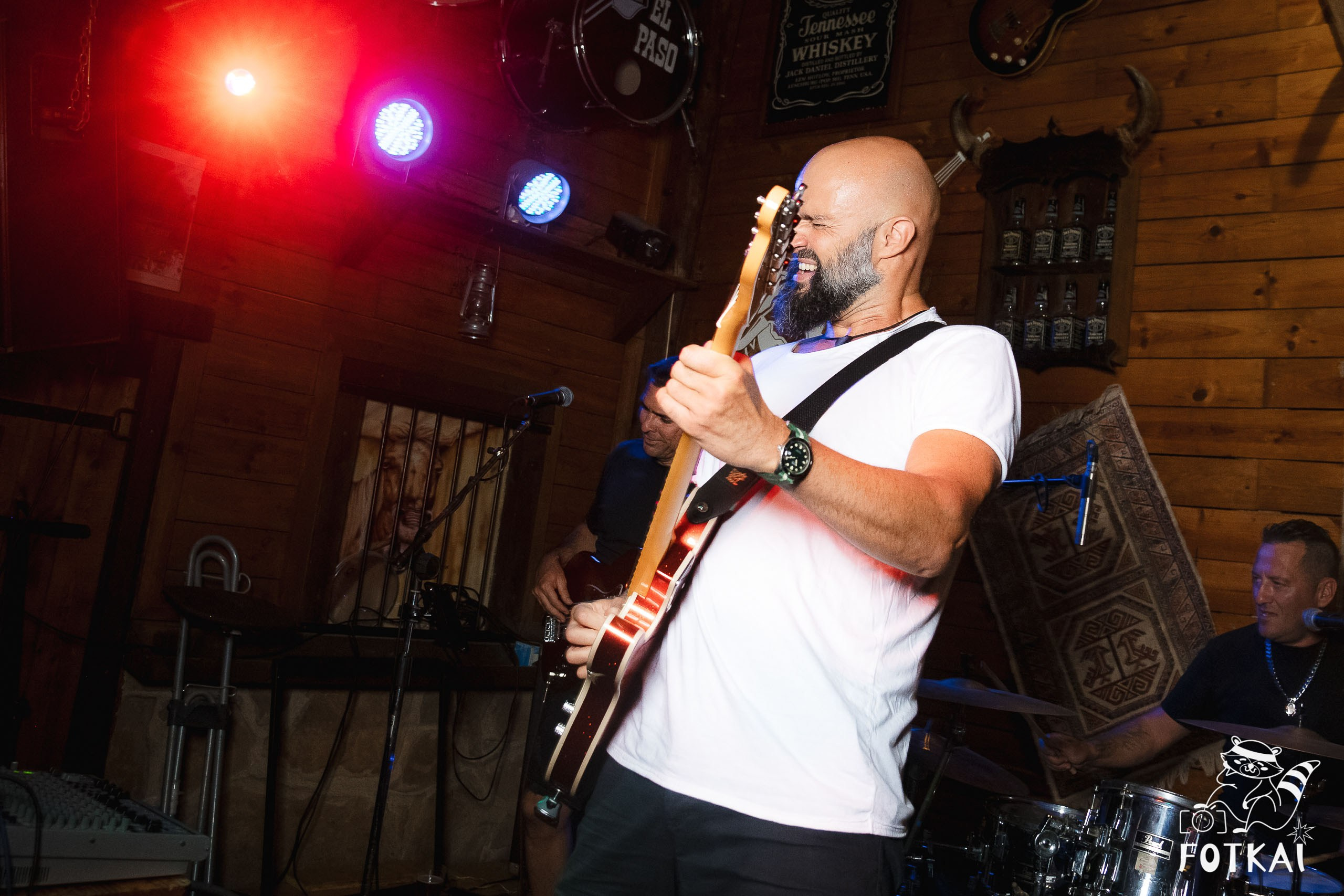 MOST WNTD en El Paso Rock Bar Torrevieja: Reportaje fotográfico 26.09.25 | FOTKAI