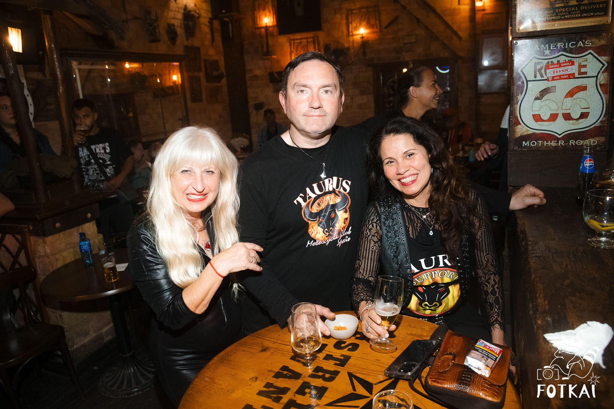 Dirty Picks — Fotos del concierto en El Paso Bar, Torrevieja, 2026 | FOTKAI