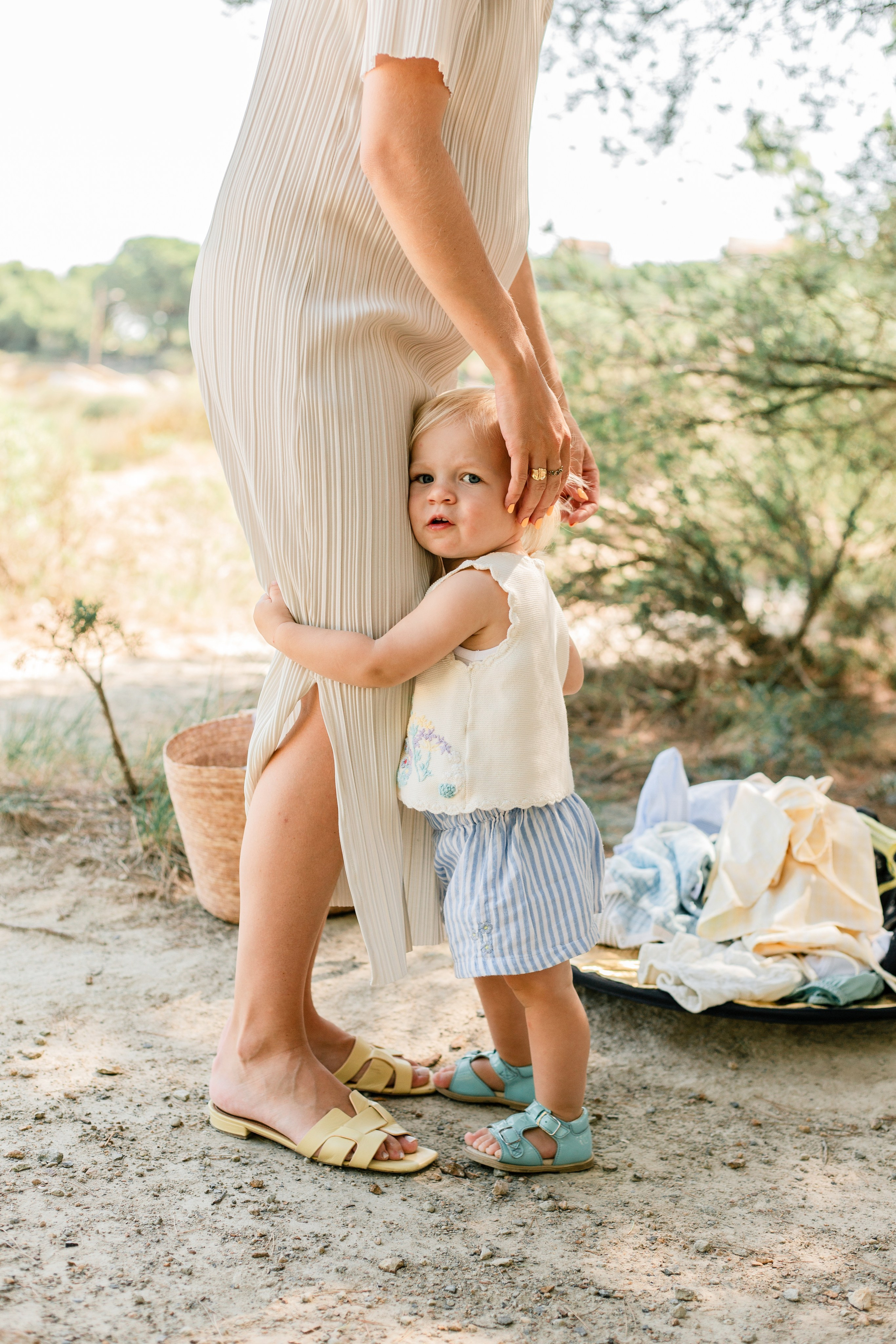 Elise et sa famille. Studio photo « Partage ton bonheur » – Photographe famille près de Châtellerault, Poitiers et Tours