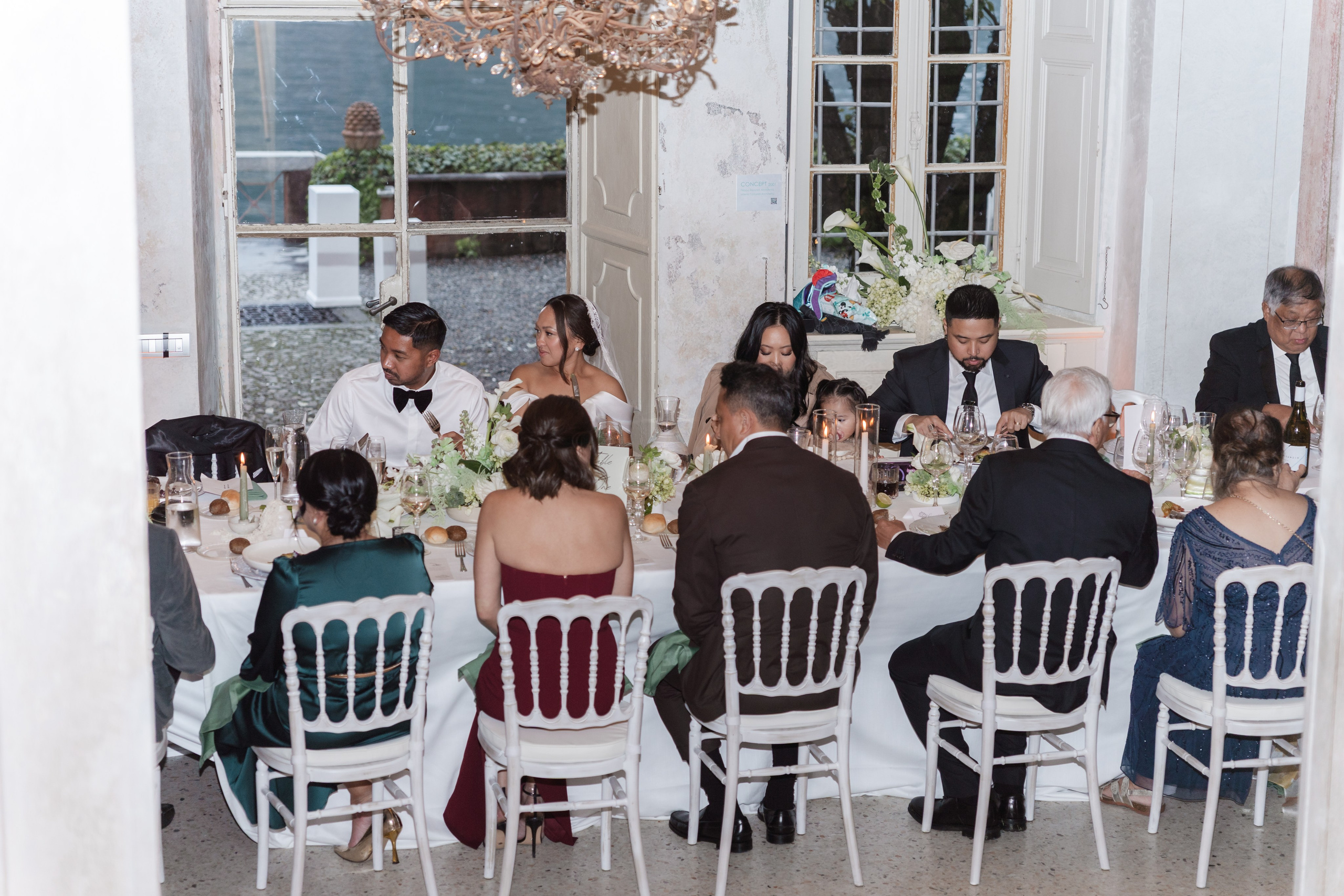 BEATRICE AND RAFAELE_LAKE COMO_Villa Regina Teodolinda. PHOTOGRAPHER IN ITALY