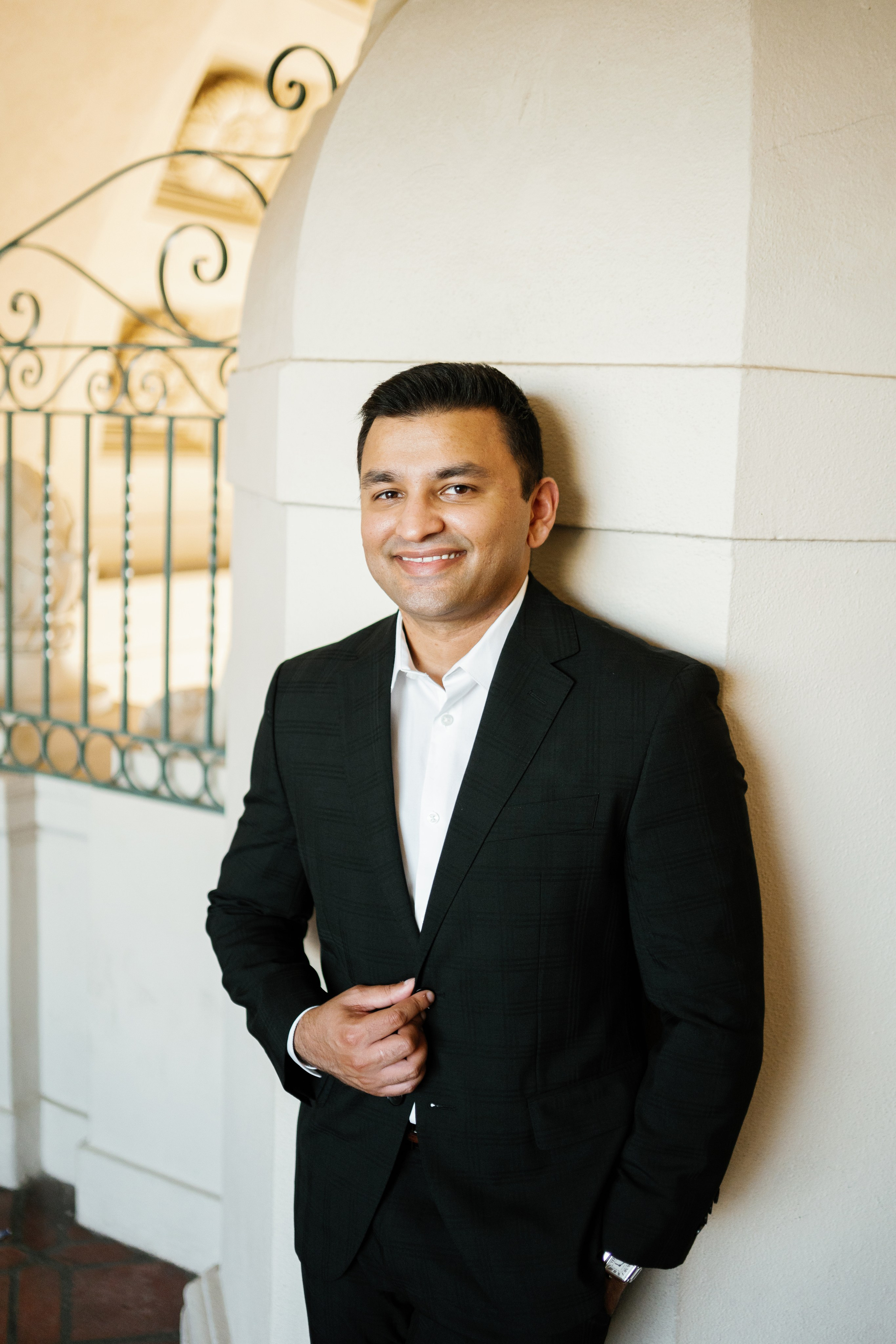 Pasadena Engagement Photo Session. Wedding Photography & Videography Team in California, Los Angeles, San Francisco, San Diego and Travel