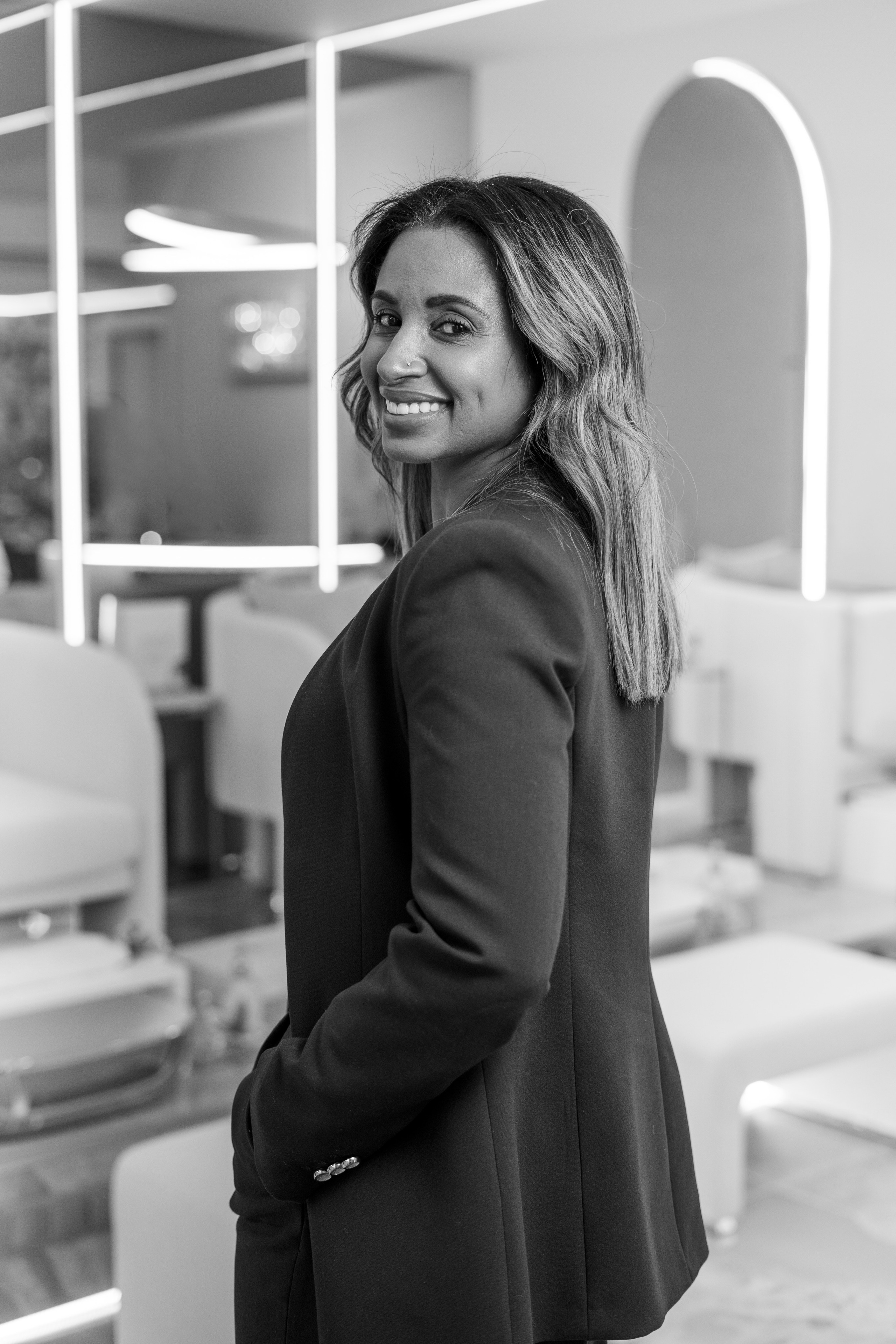 Anna Sousa. Frames by Giovani Braga