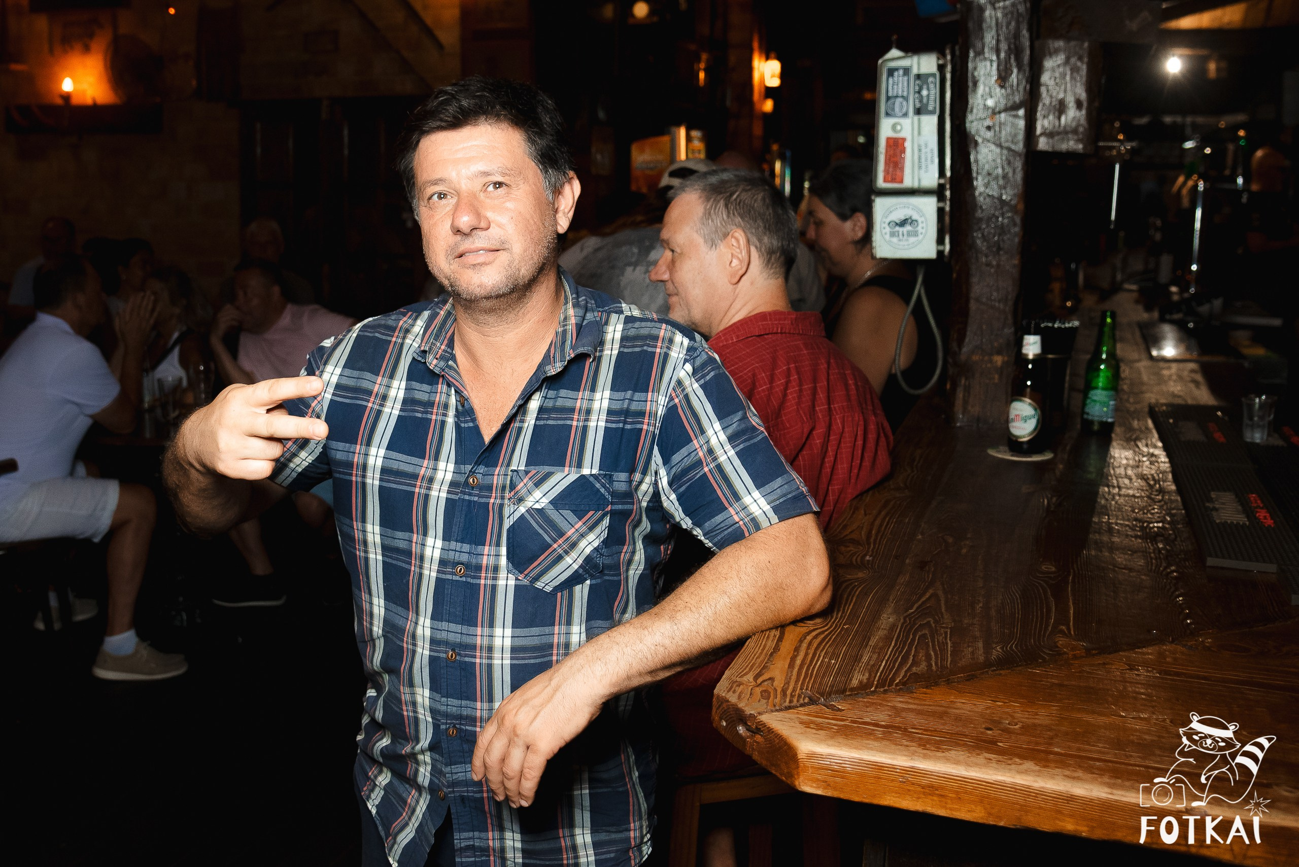 Reportaje fotográfico de FOTKAI | Get Back en El Paso Bar | Torrevieja, España, 12 de julio de 2025