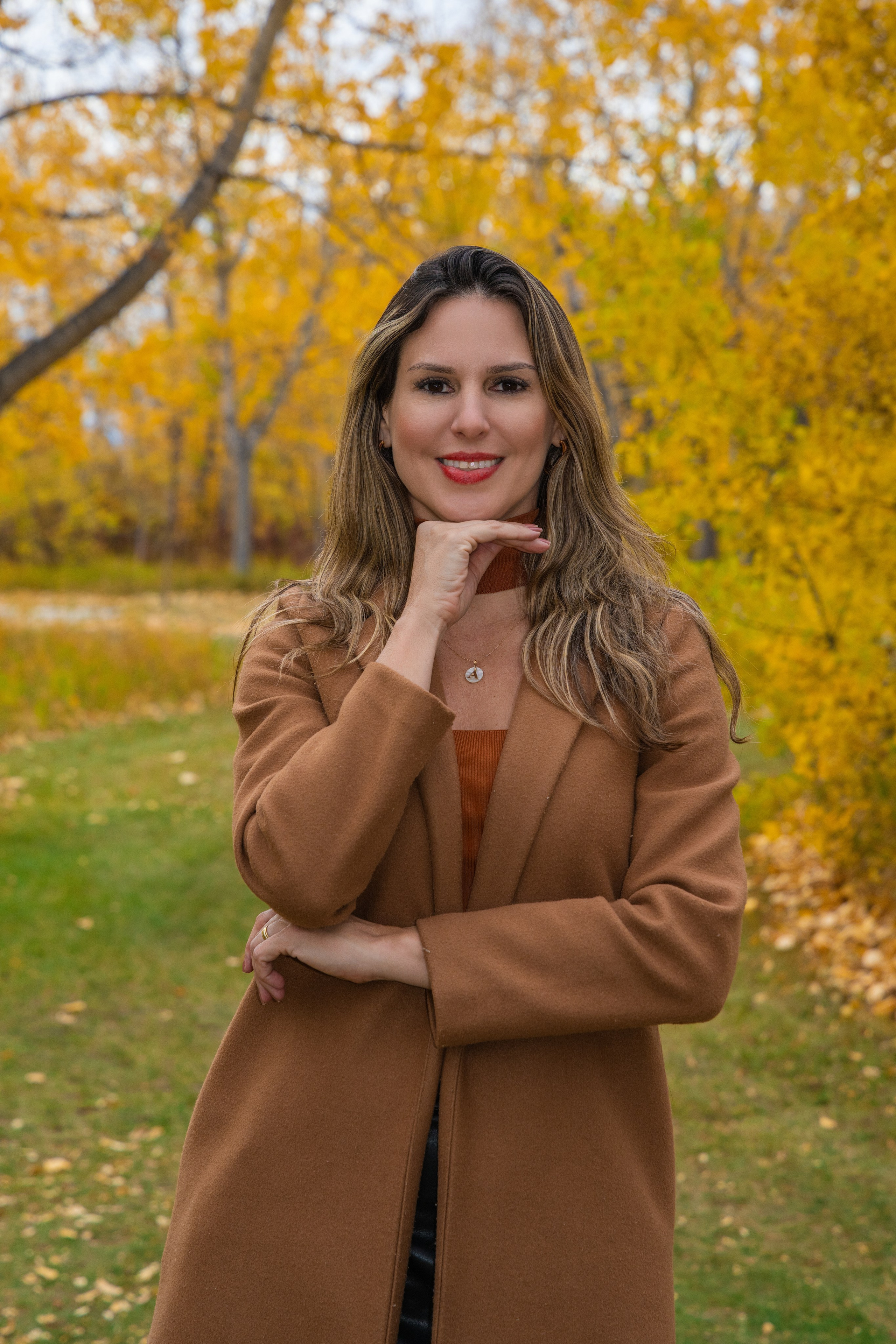 Ariana’s Family. Carlos Lima Photography — Photographer in Calgary