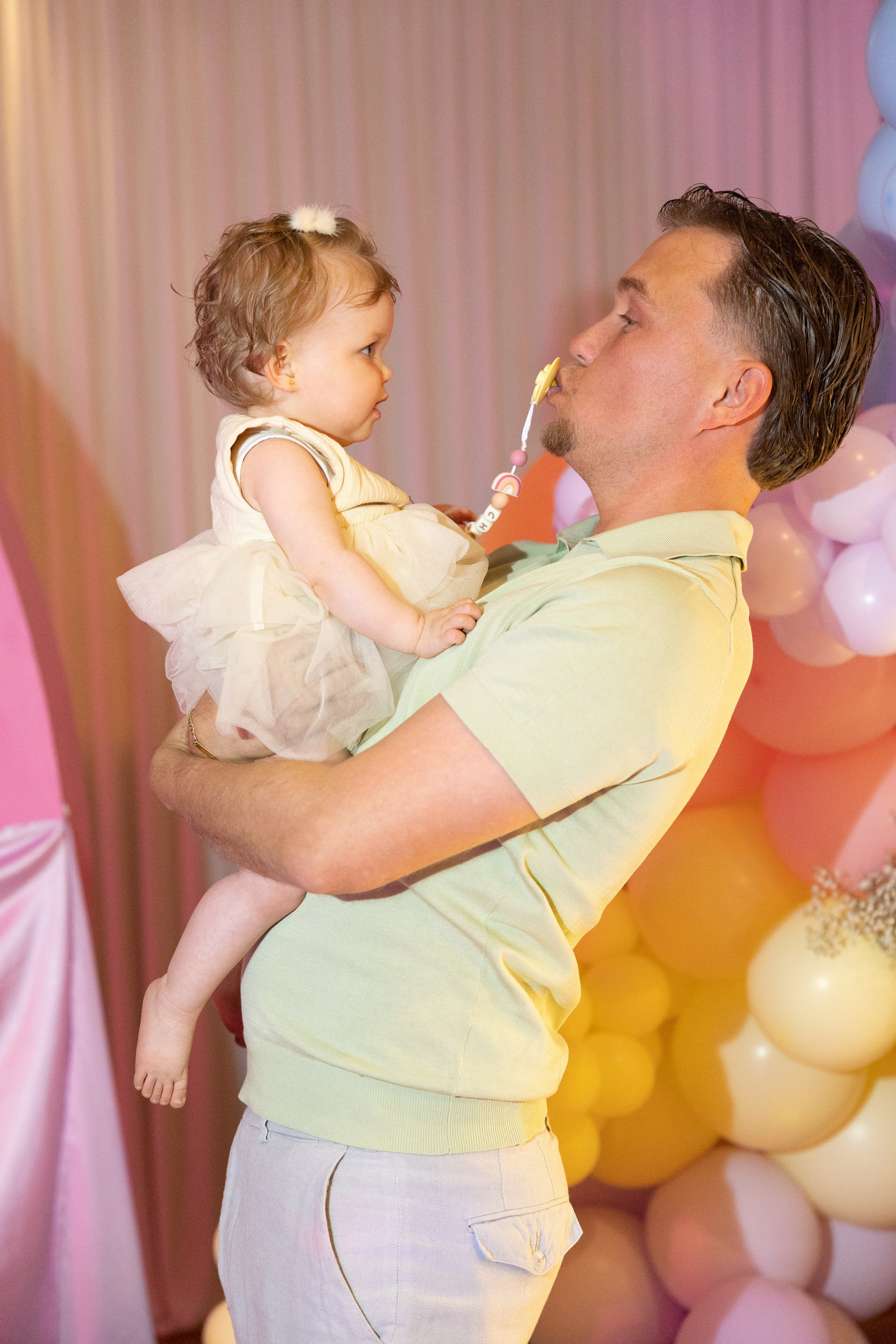 1 st Birthday. Portrait and Family Photographer in Netherlands