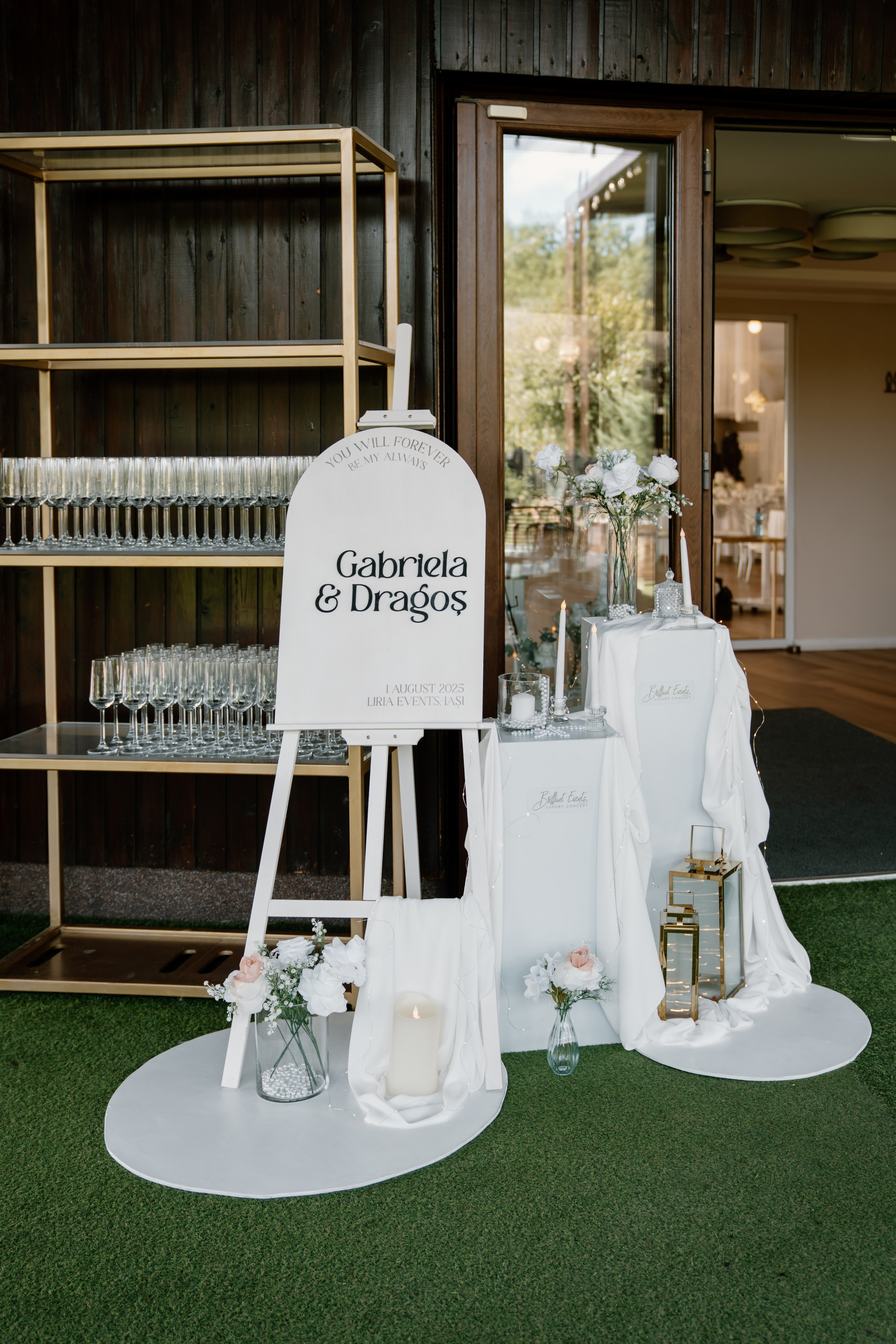 Gabriela & Dragos. Gabrielacojocariu.com