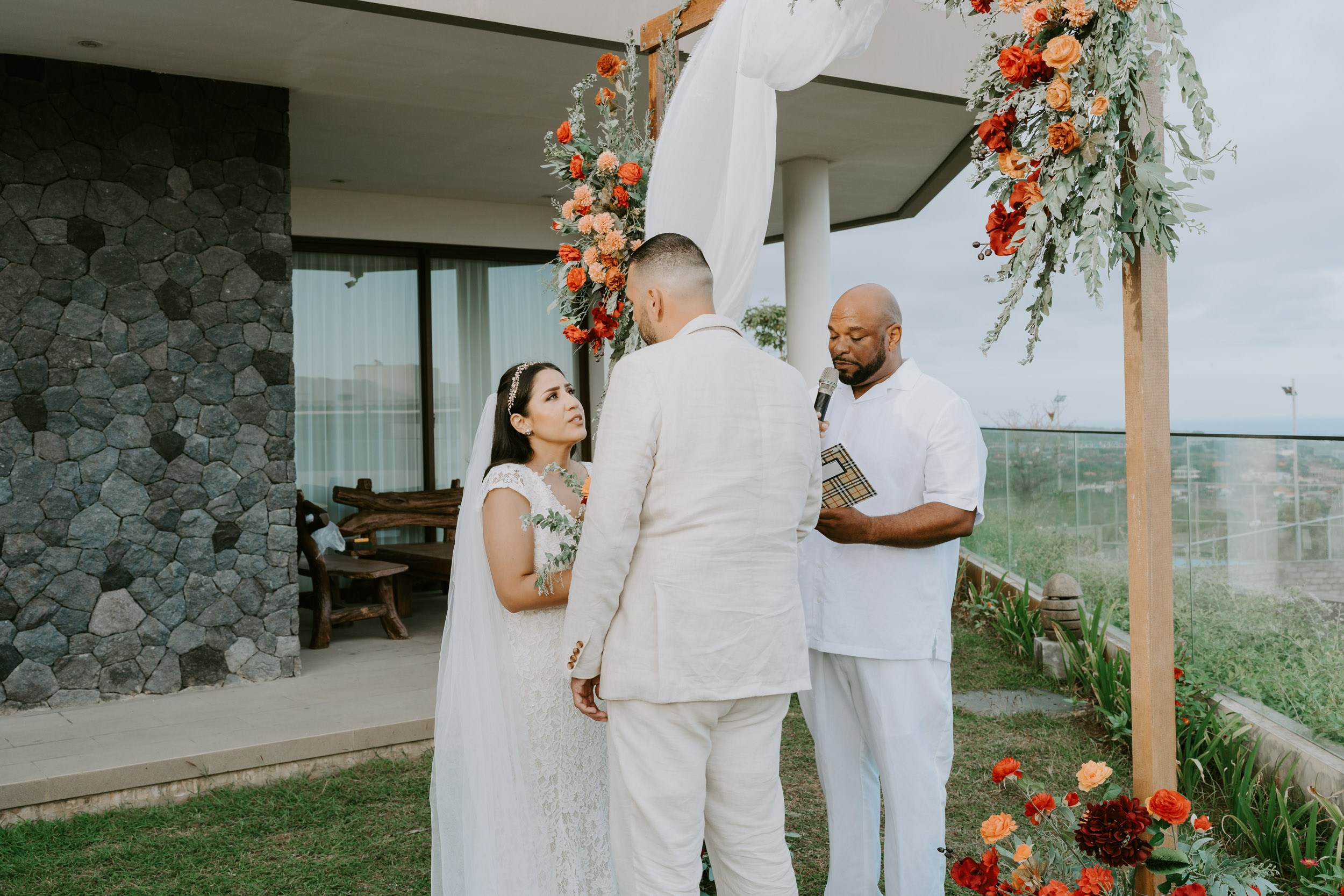 Bernardino & Ana. Female Photographer in Bali
