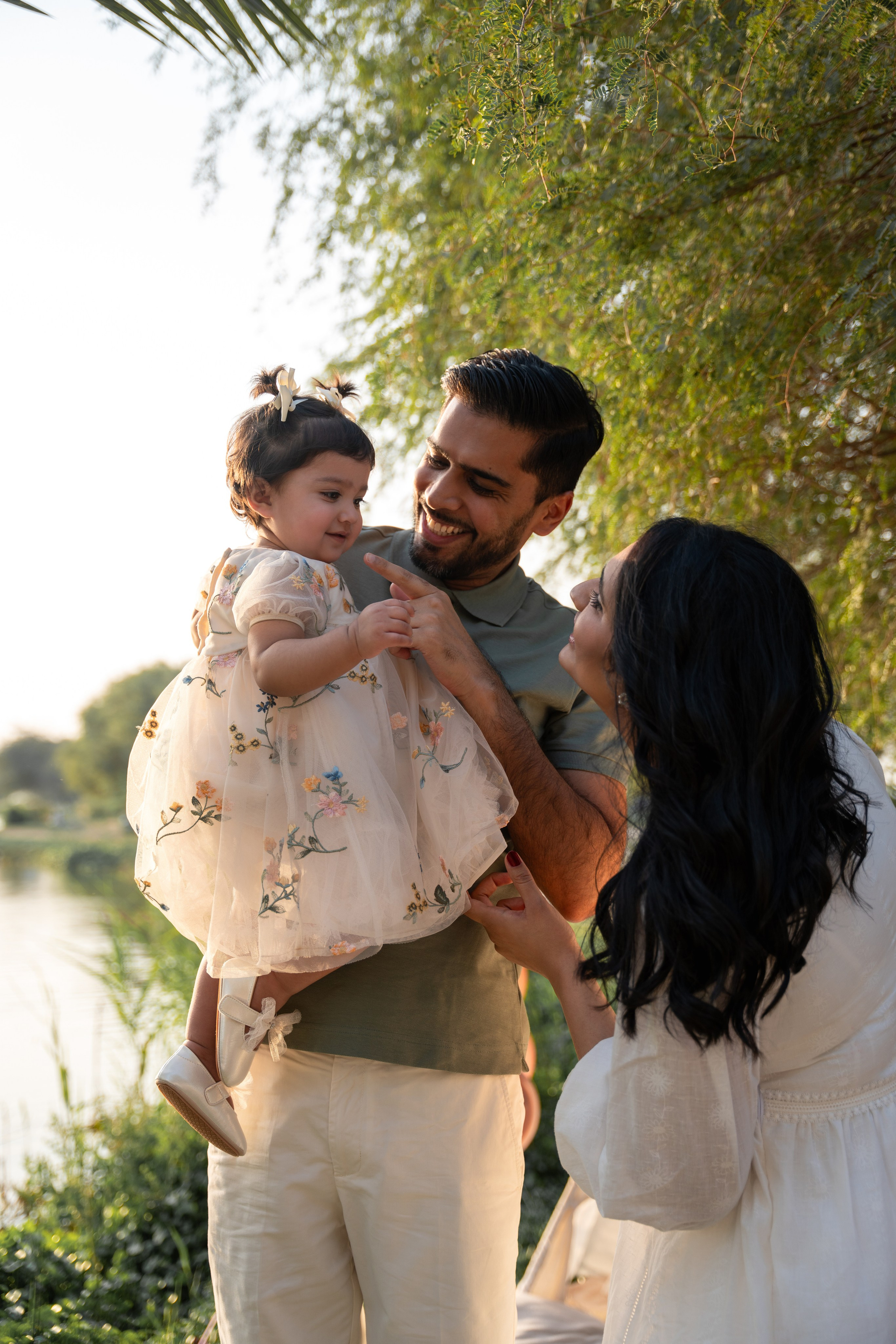 Cake smash and happy time. Angela Iakovleva — Family Photographer in Dubai