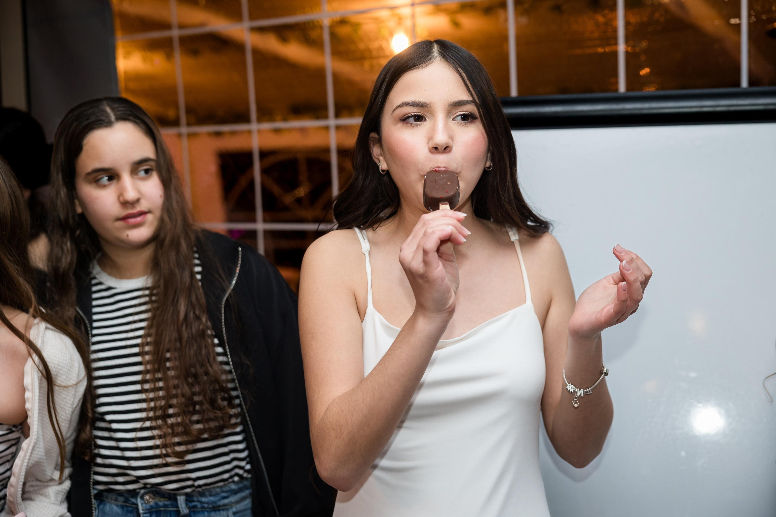 Noya. AMIR BUCHNIK PHOTOGRAPHER