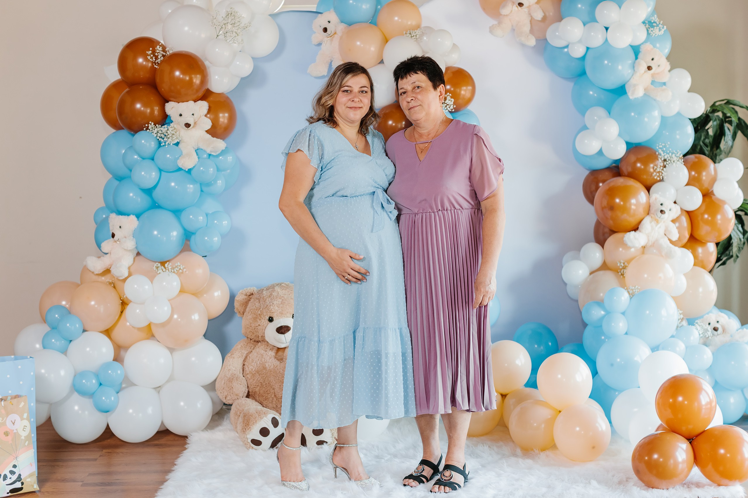 10.01.2022 Baby shower. Wedding family event photographer in Chicago Nick Yushevich