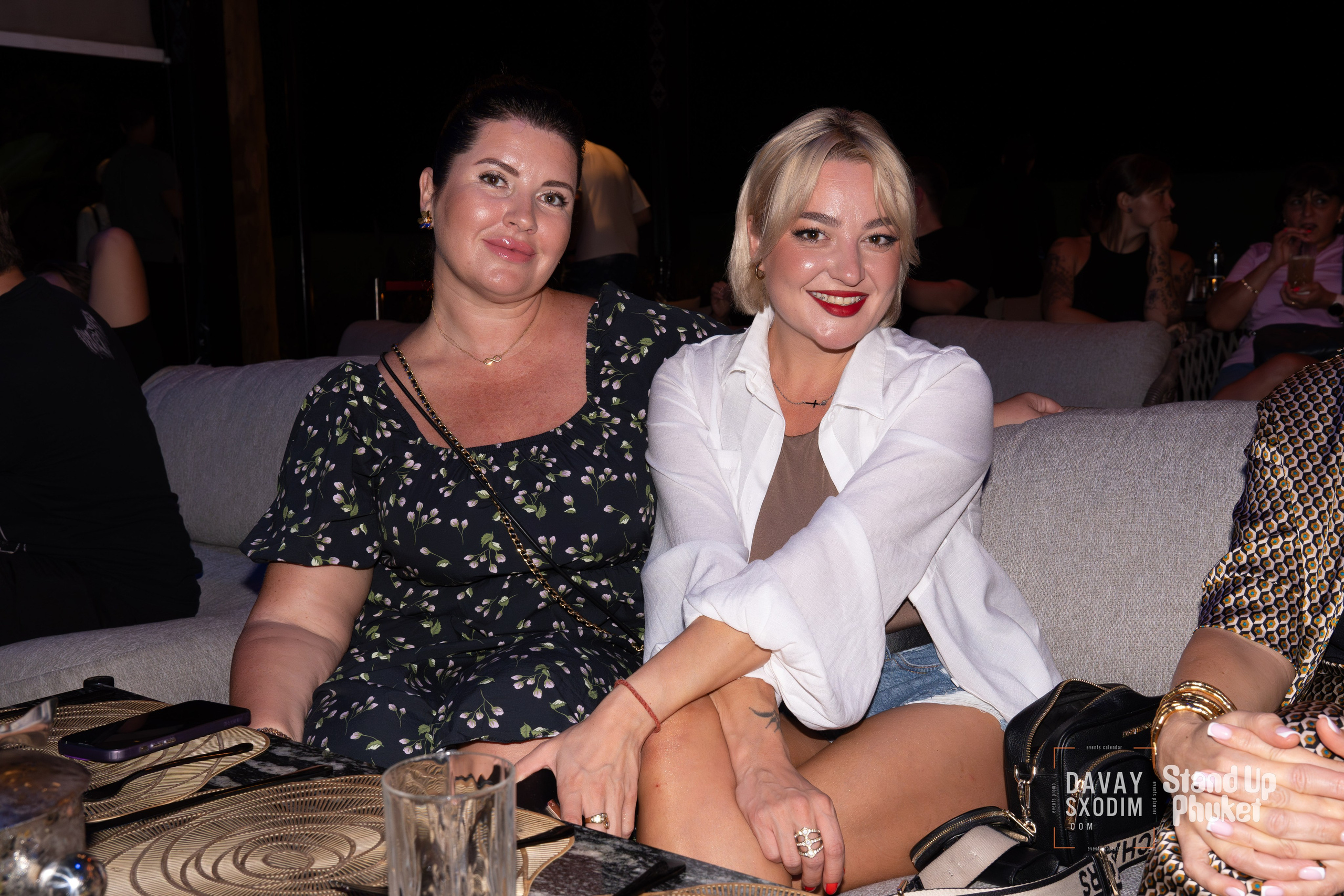 Standup Влада Лапина | Фоторепортаж | Афиша | DAVAYSXODIM.com PHUKET. АФИША|ФОТОРЕПОРТАЖИ|ИВЕНТЫ|ПХУКЕТ