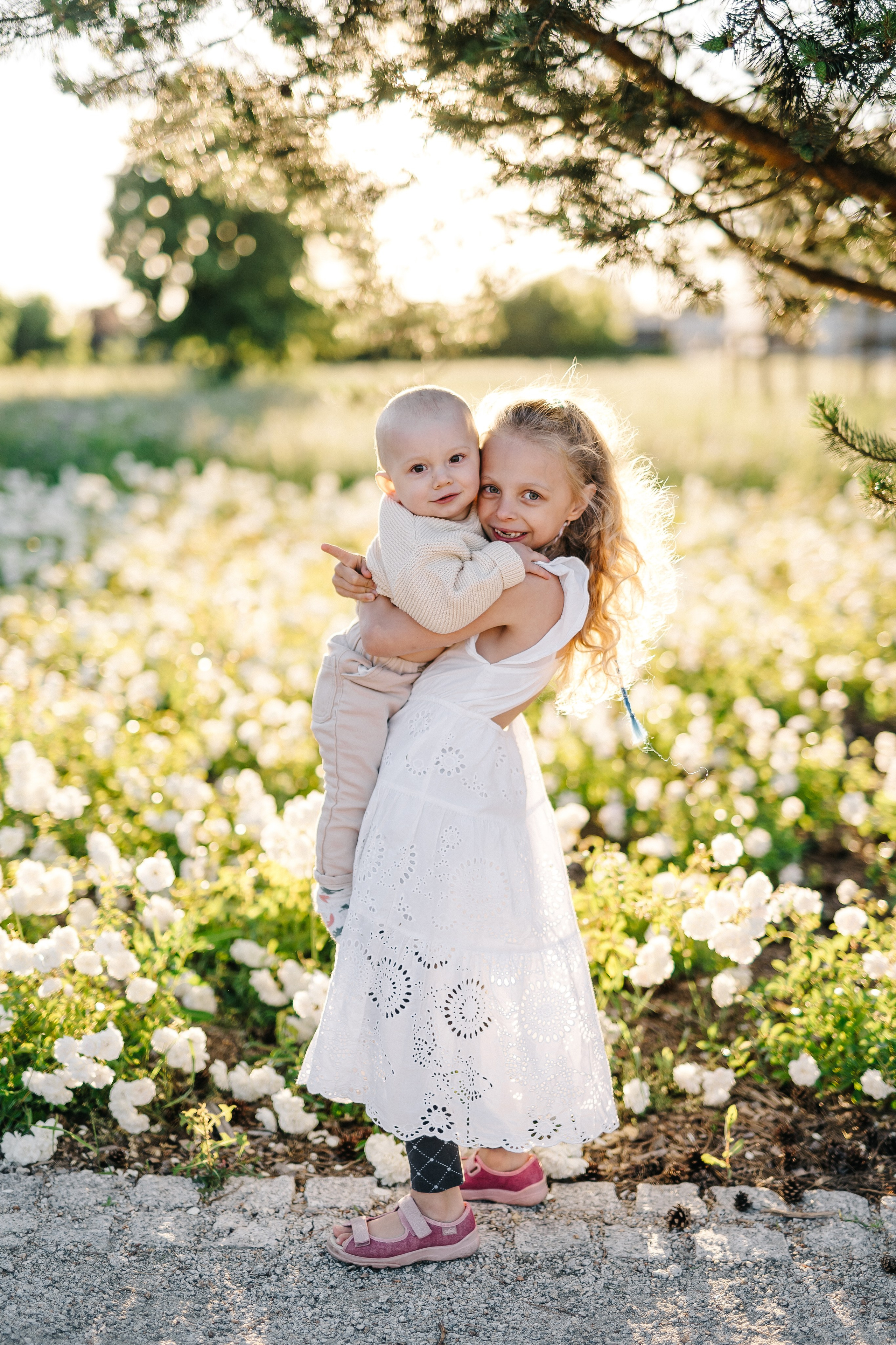 Mini sesja w plenerze. Fotograf Łódź - sesja ciążowa, noworodkowa, dziecięca. Studio w Łodzi
