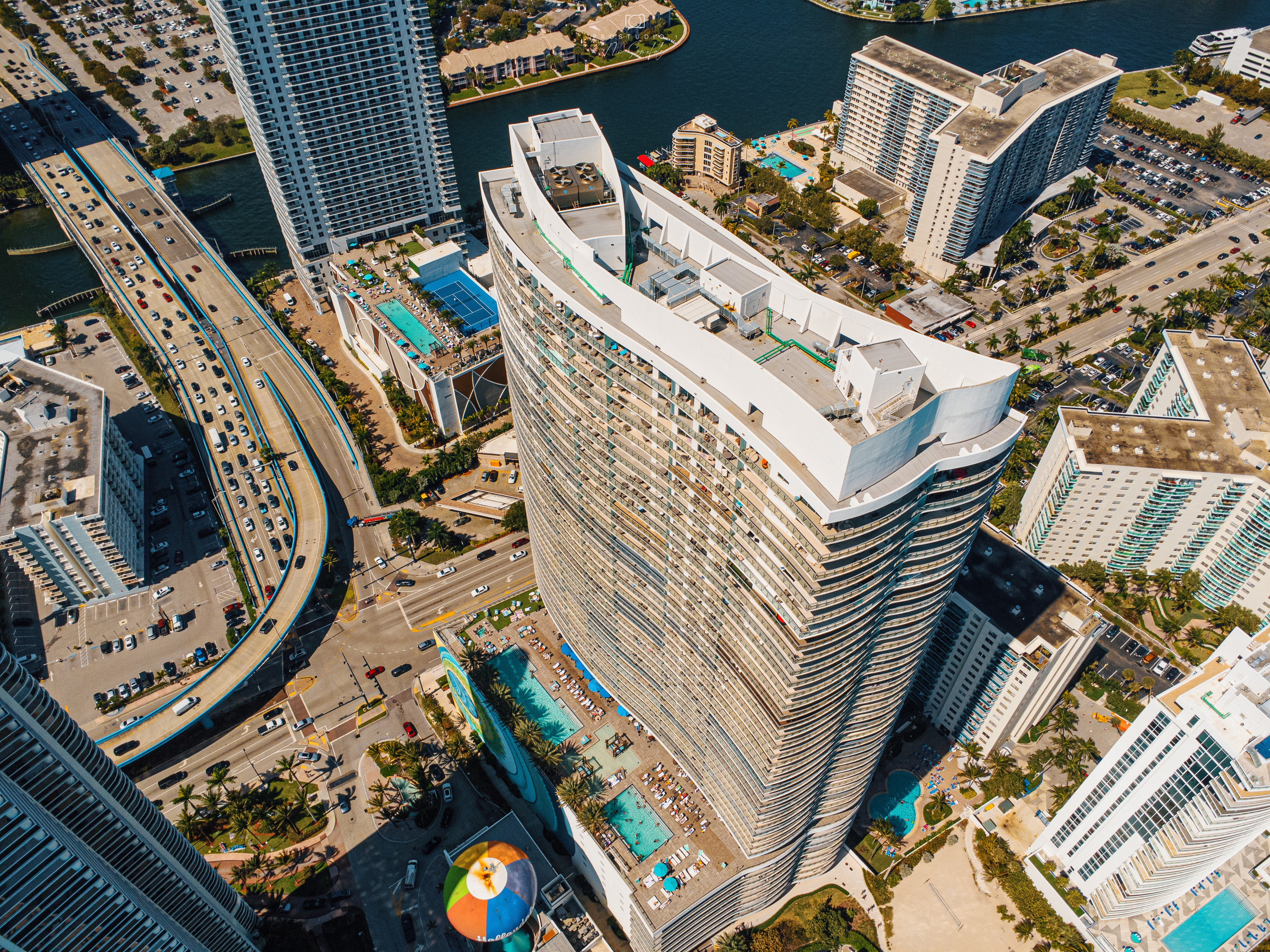 Real Estate Photographer & Videographer in Miami, Sunny Isles. Photo & Video Production Studio #1