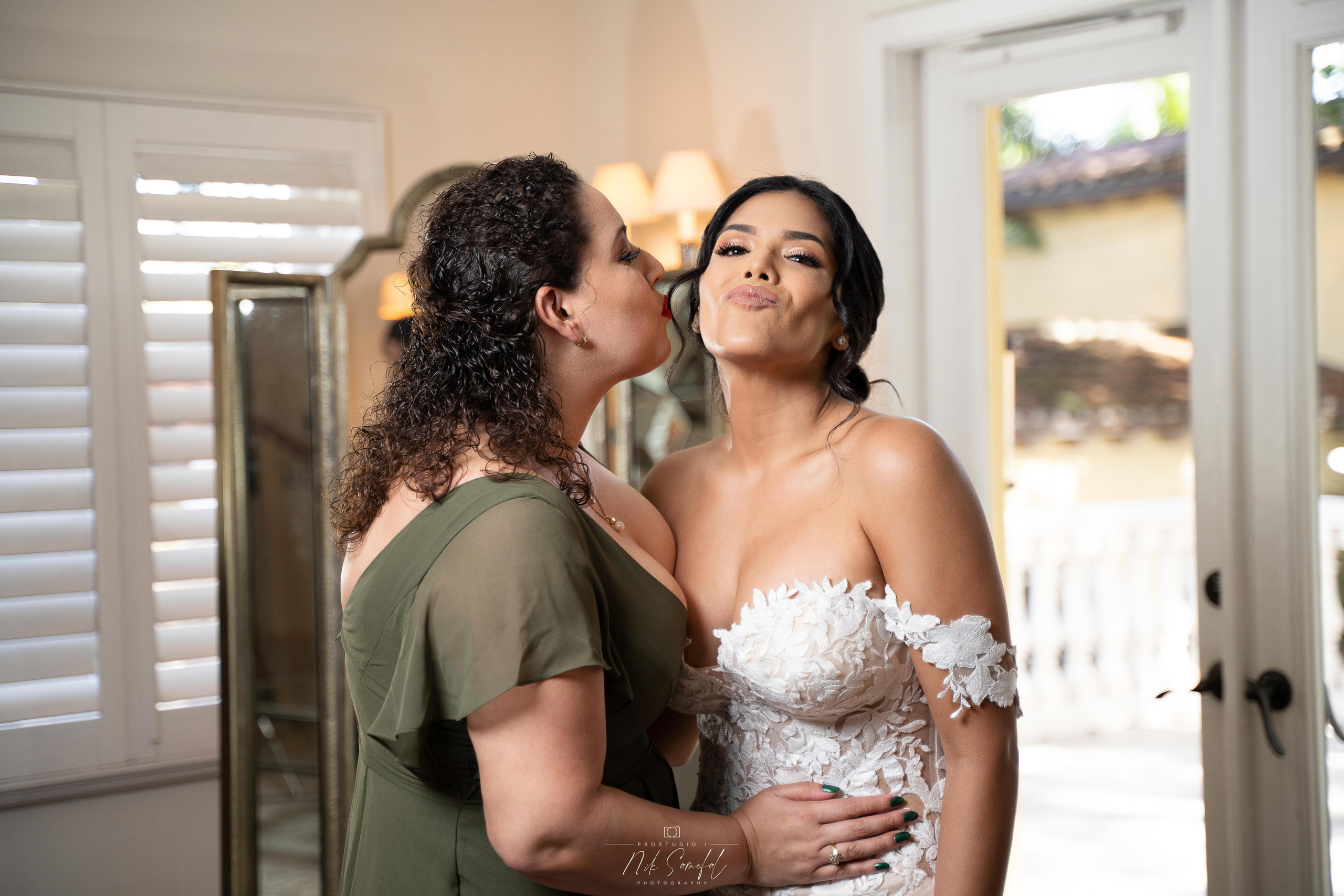 Photo & Video in Miami, Sunny Isles, Hallandale, Aventure. Photo & Video Production Studio #1