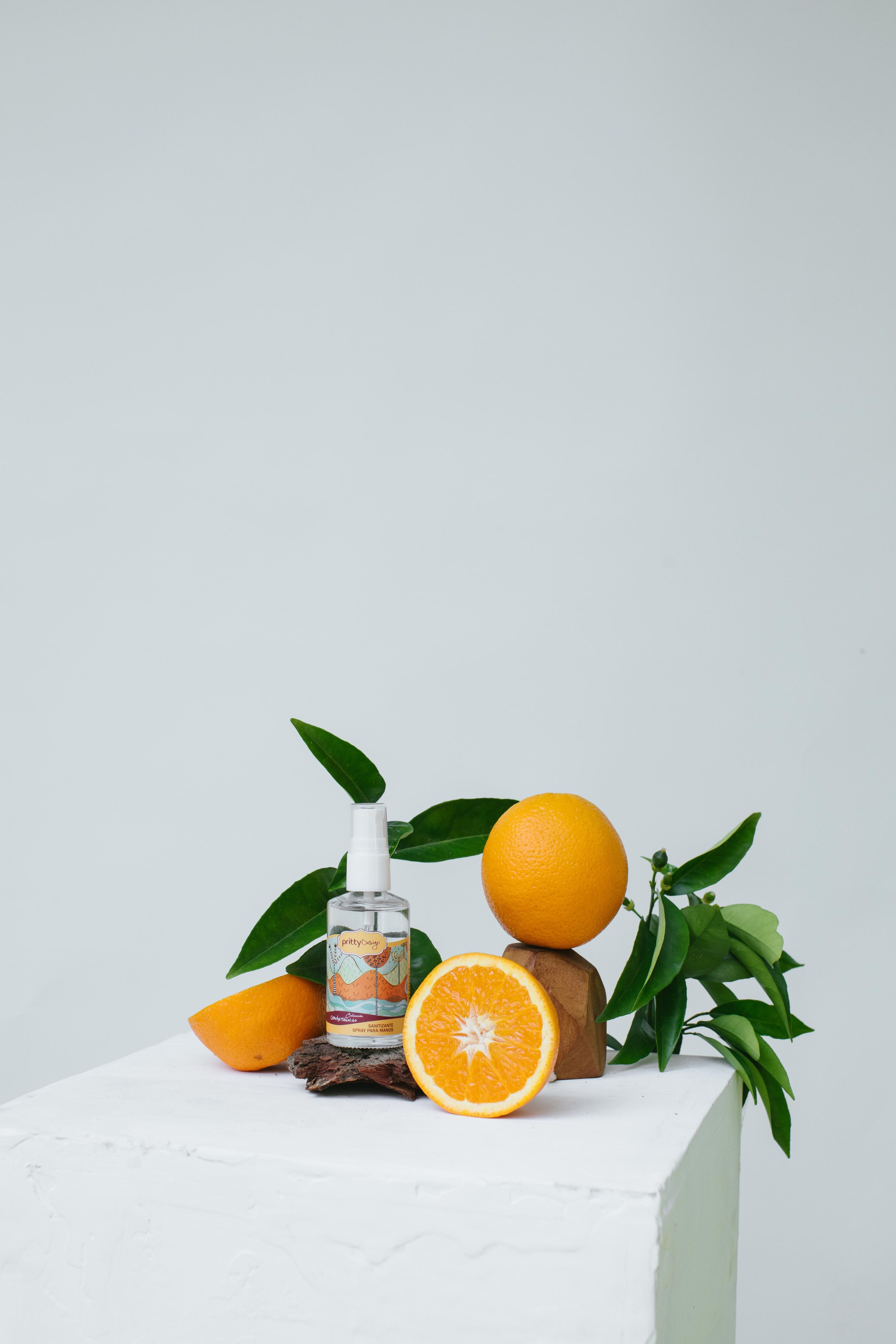 Productos cosmeticos. Maria Kulakova — Fotógrafa en Santiago | Fotografía de producto, marcas y familias