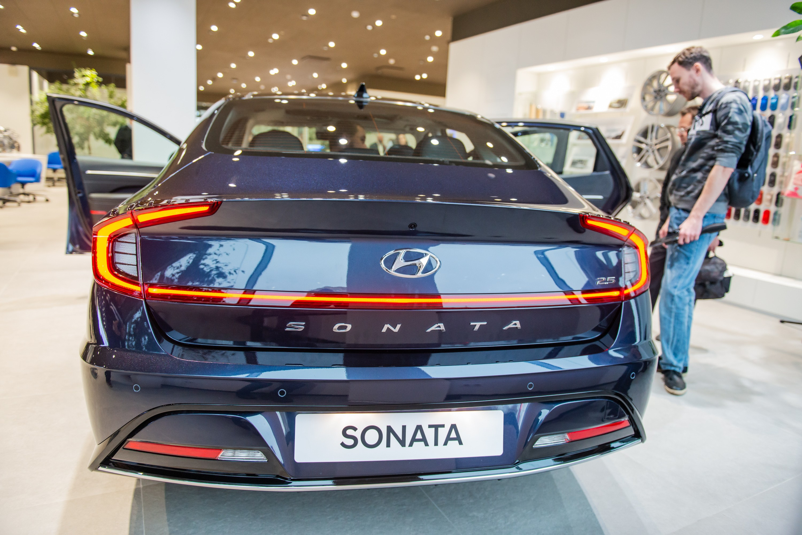 Закрытая презентация новой 8-й Hyundai Sonata. ФОТОГРАФ МЕКСИКА КИНТАНА-РОО