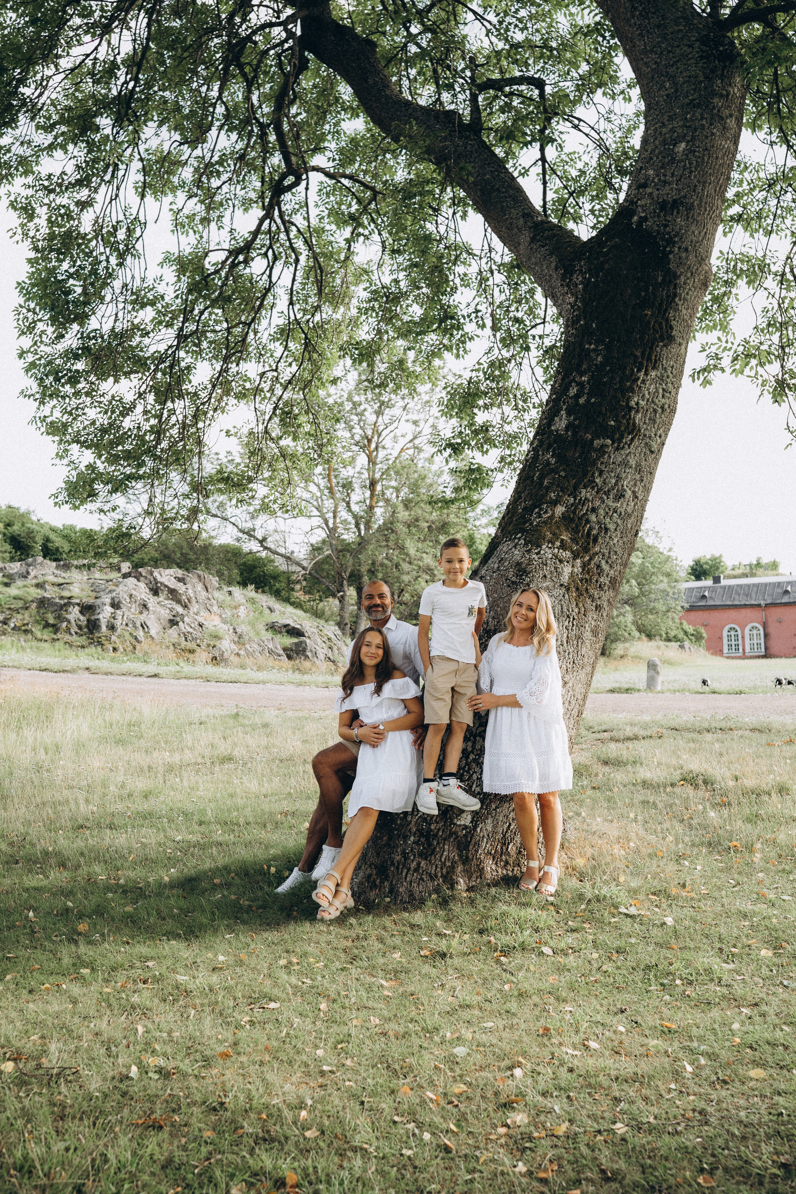 Suomenlinna. Wedding and portrait photographer in Helsinki Vickan O