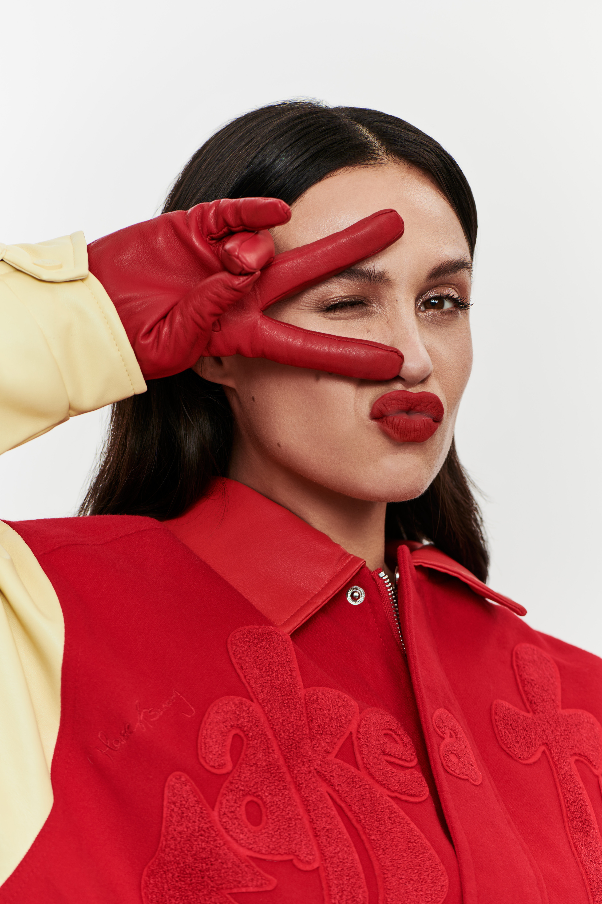 &C. Alina Efimova — Retoucher (Beauty, fashion and product)