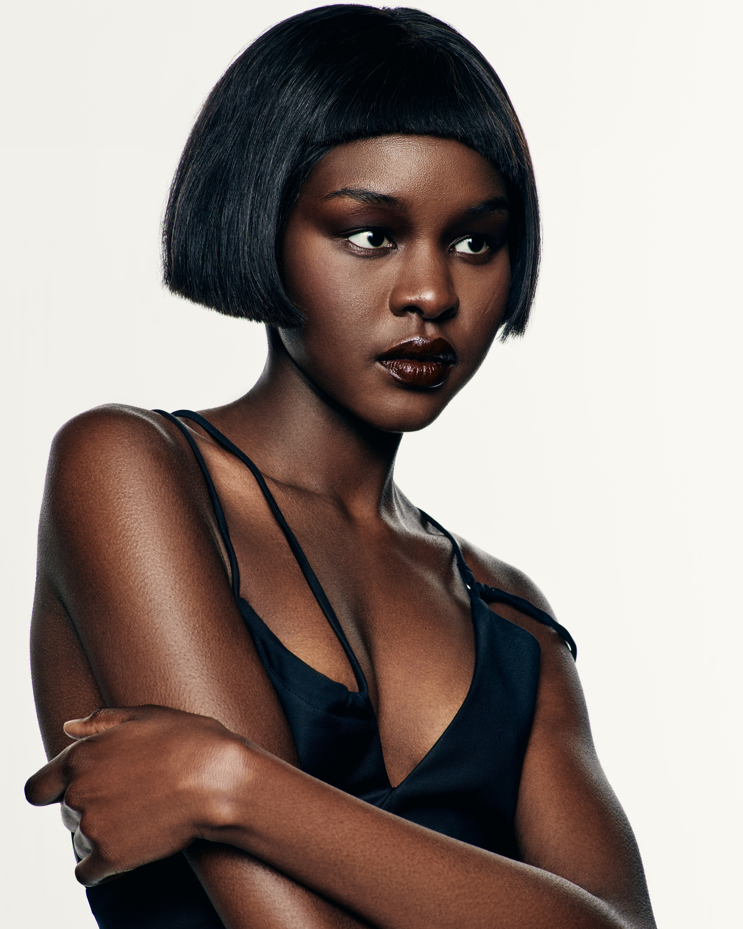 Minimal. Алина Ефимова — ретушёр (beaty, fashion, product)