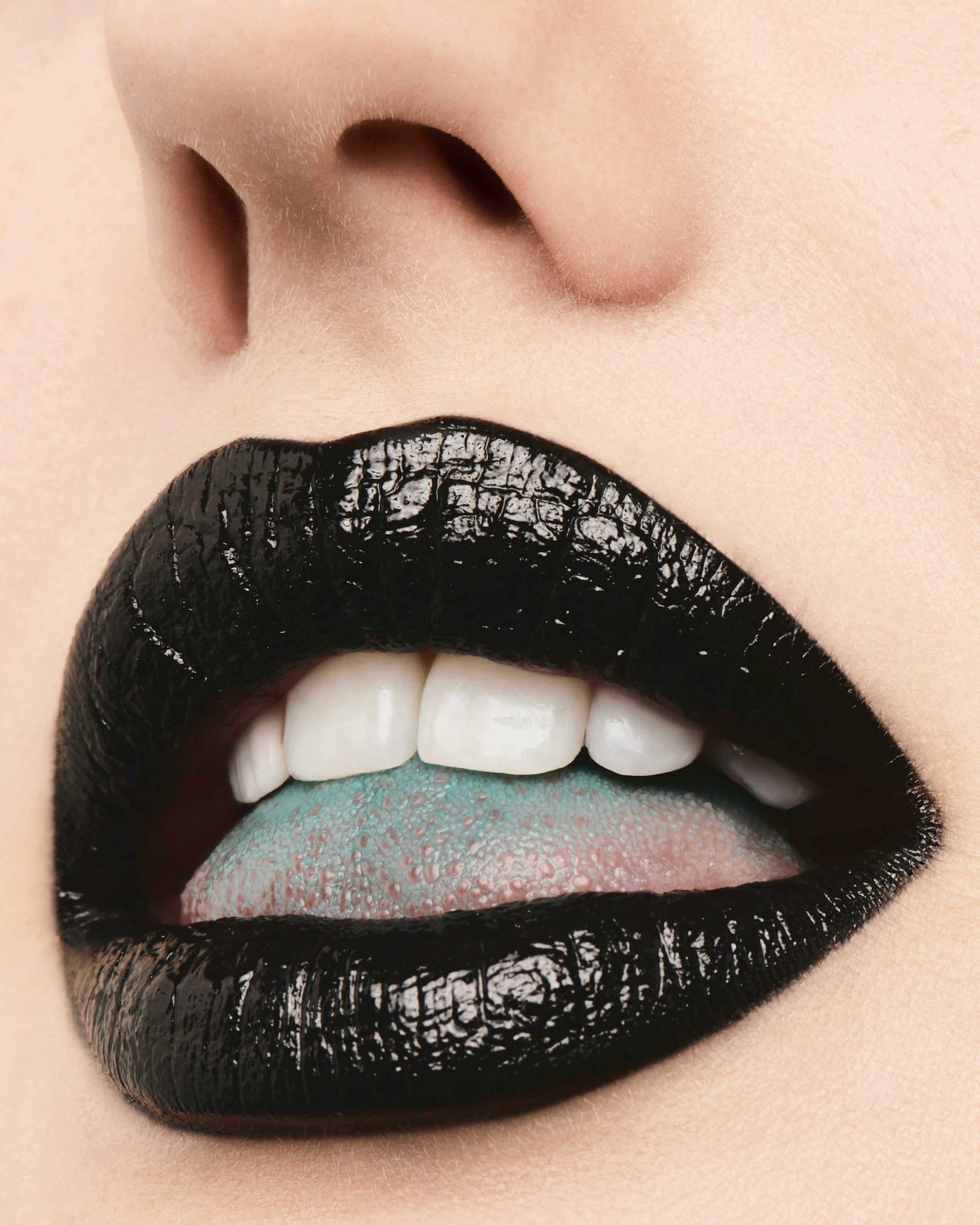 Mirror Mirror. Алина Ефимова — ретушёр (beaty, fashion, product)