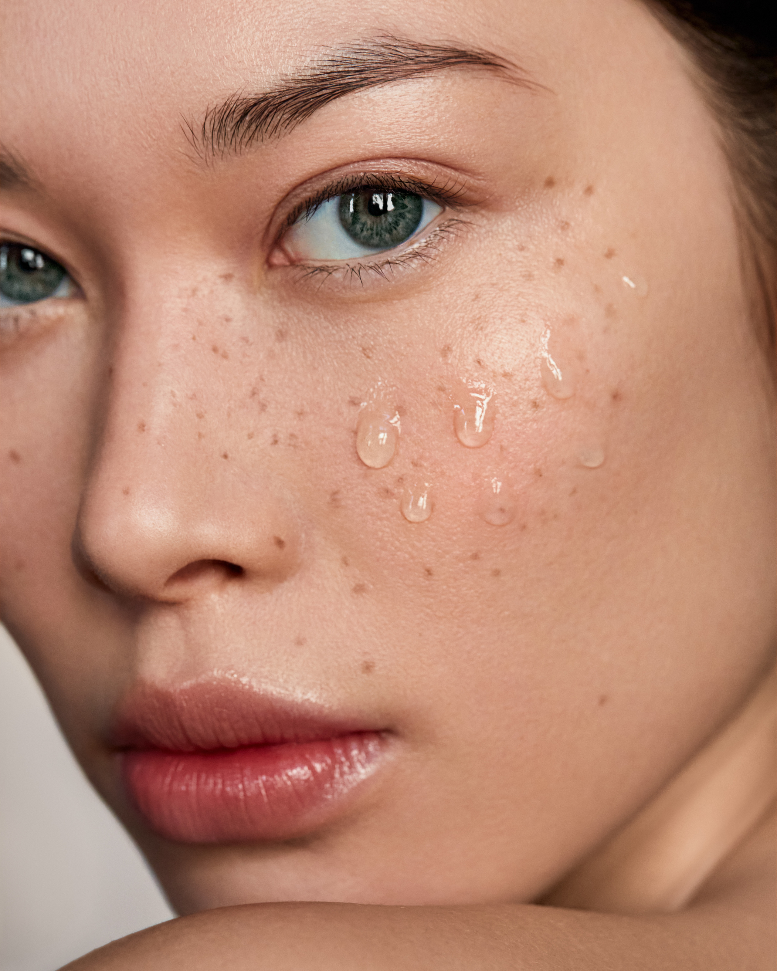 Frana. Alina Efimova — Retoucher (Beauty, fashion and product)