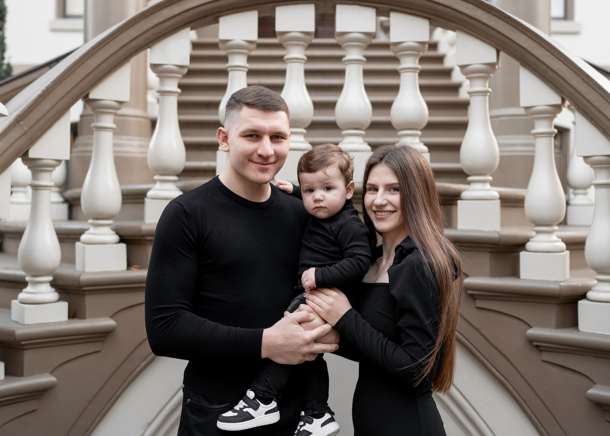Artem, Nadia & Elisha. Family photographer in Sacramento | Sofia Pavenko