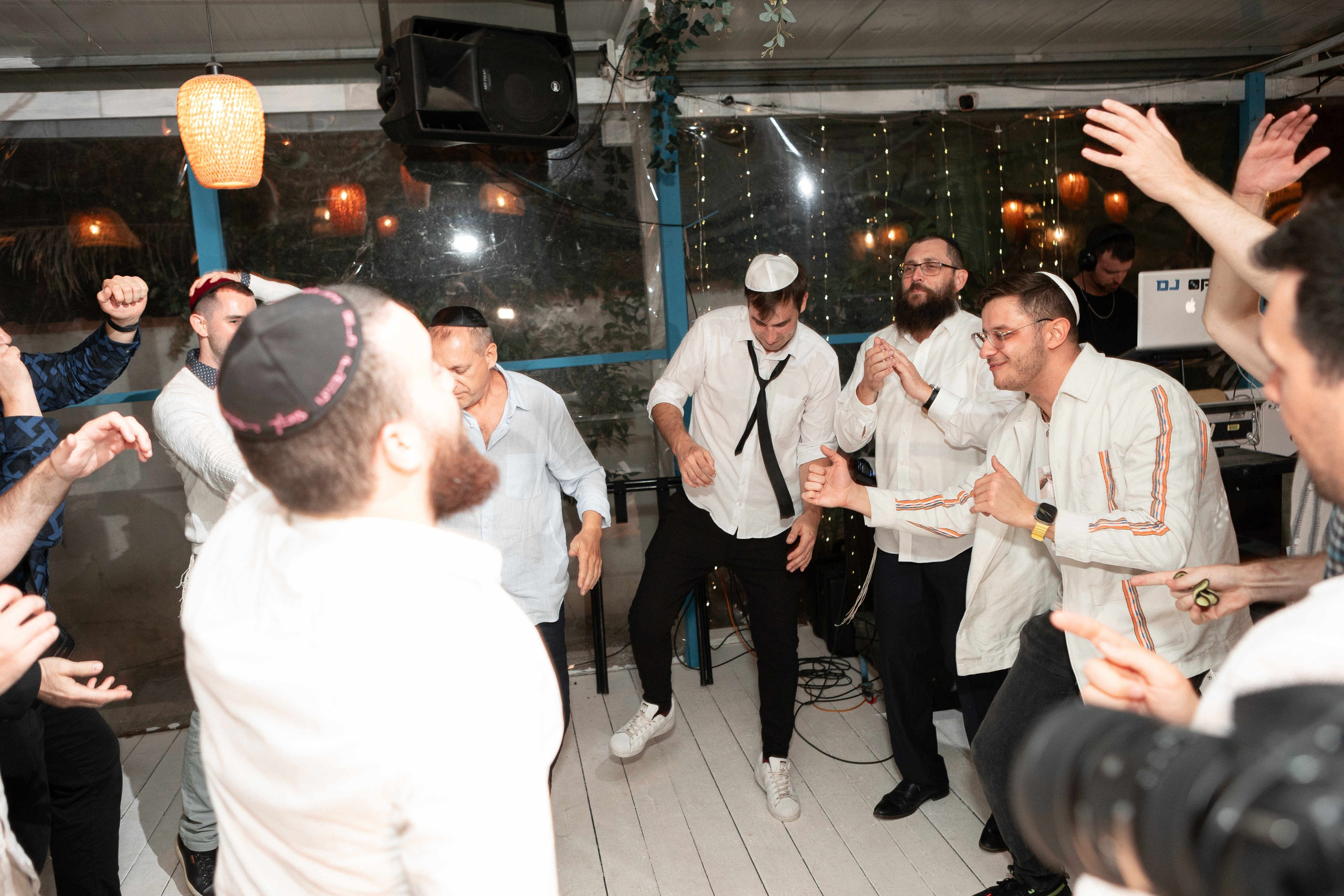 WEDDING IN A COZY PLACE NEAR TEL AVIV. PHOTOGRAPHER IN ISRAEL