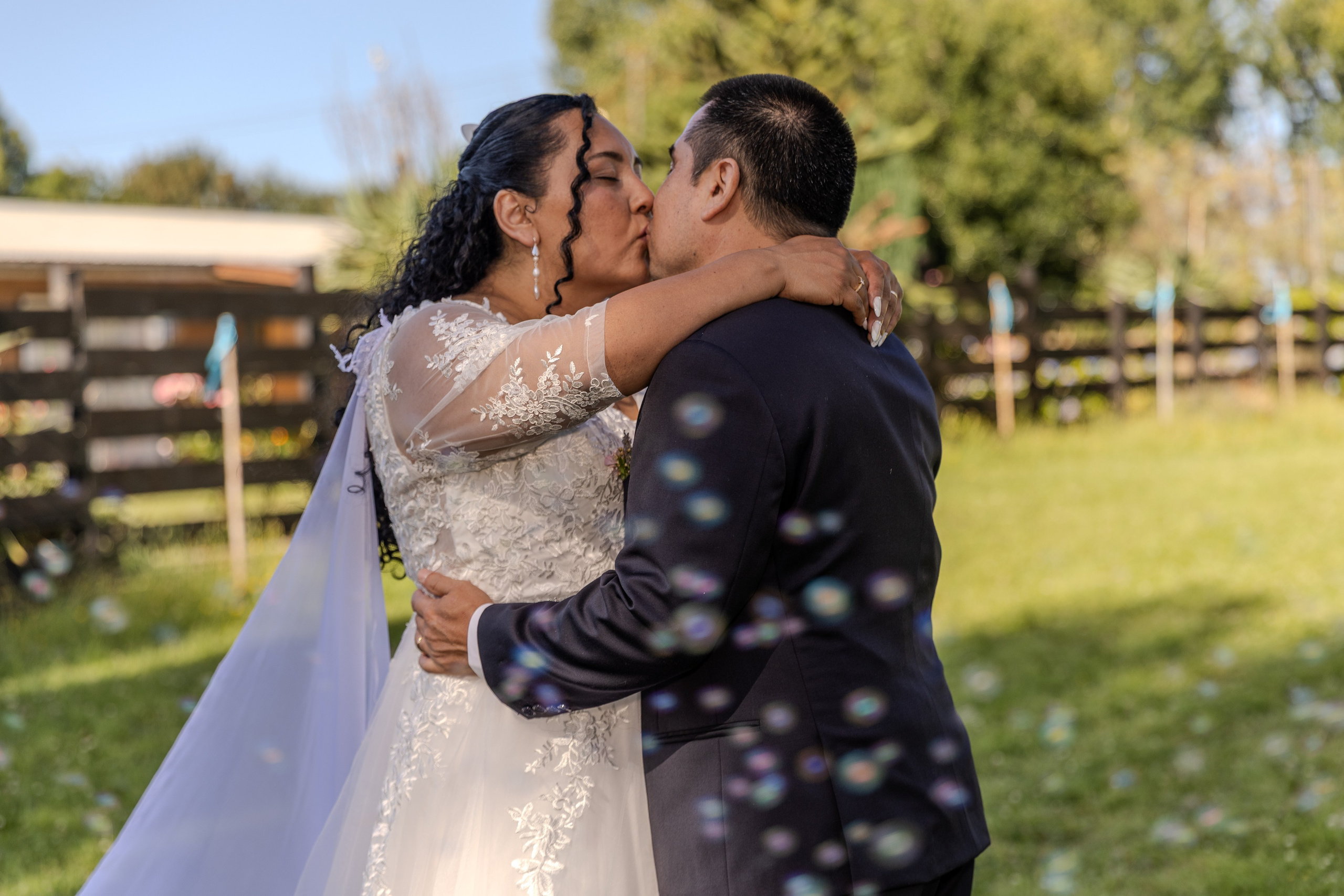 Pamela y Luis. Dinka & Emilio - El arte de preservar lo que no se repite