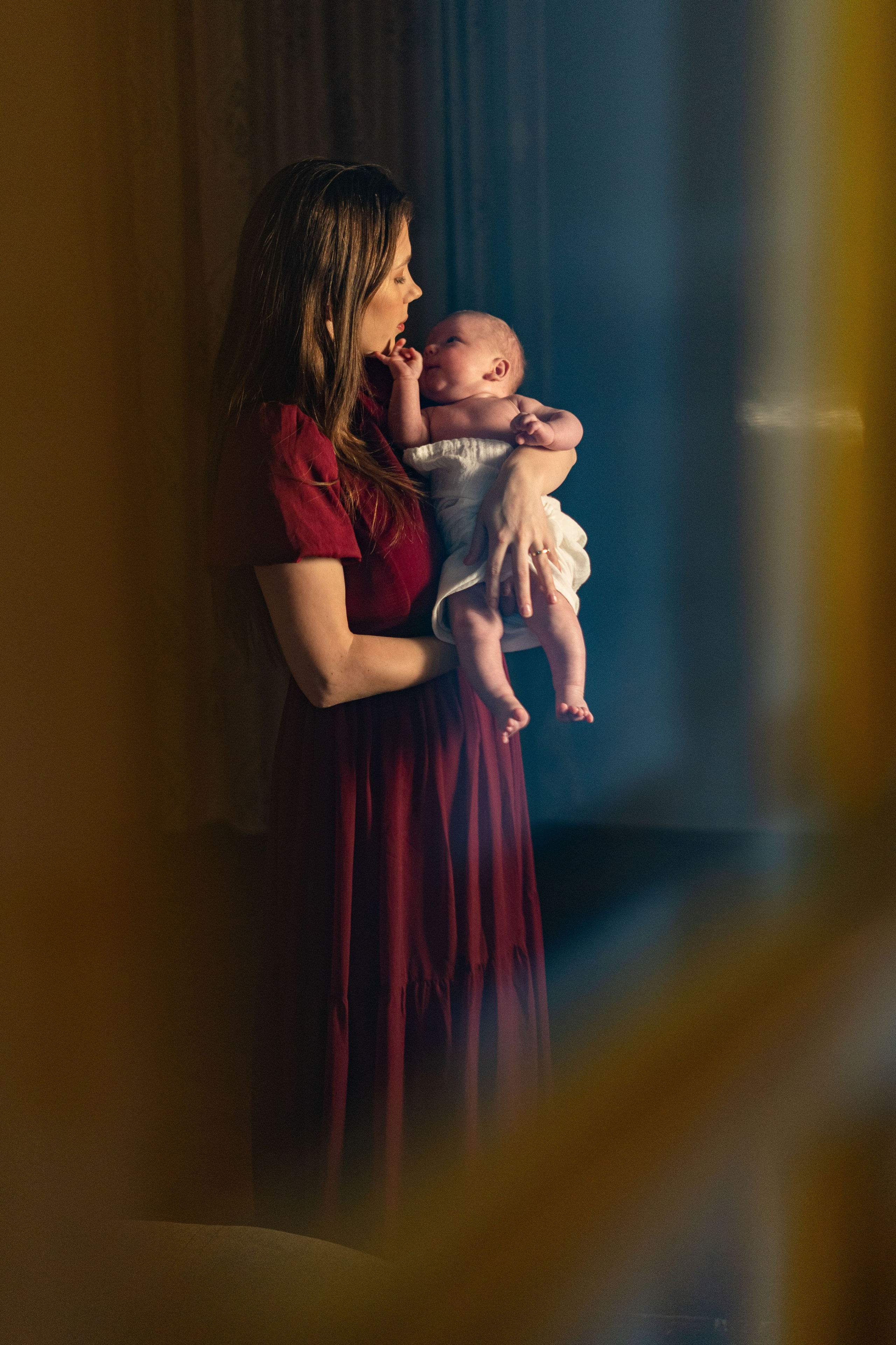 Newborn Family Shooting. Foto-Video Nunta Iasi, Suceava, Bucuresti / Disponibilitate 2025 — 2026 — 2027