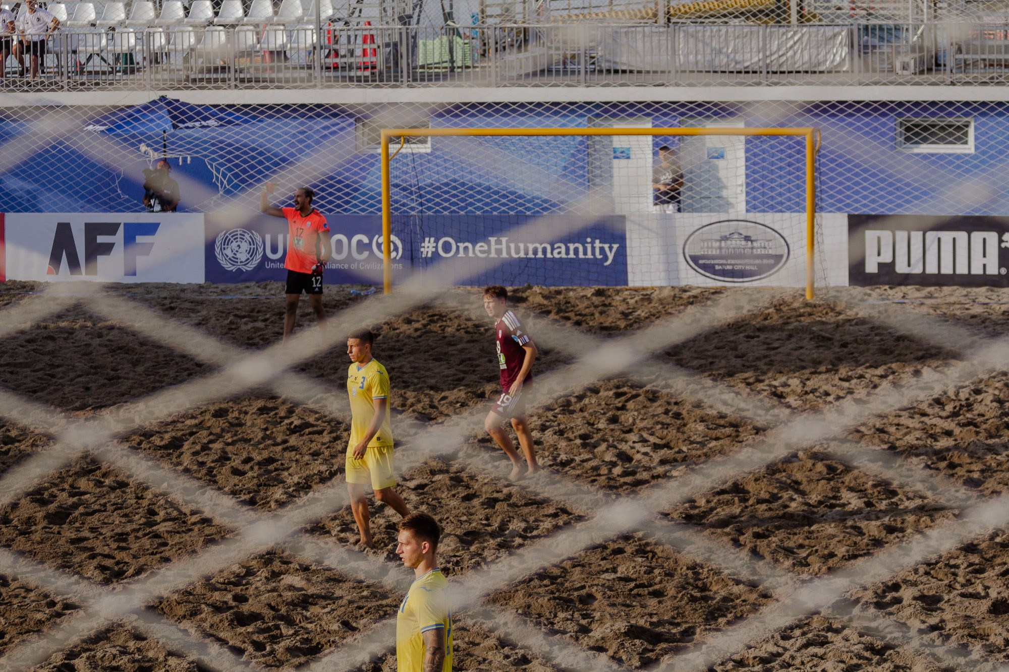 Beach. Stanislava Novgorodtseva — Photographer | Visual Artist | Educator