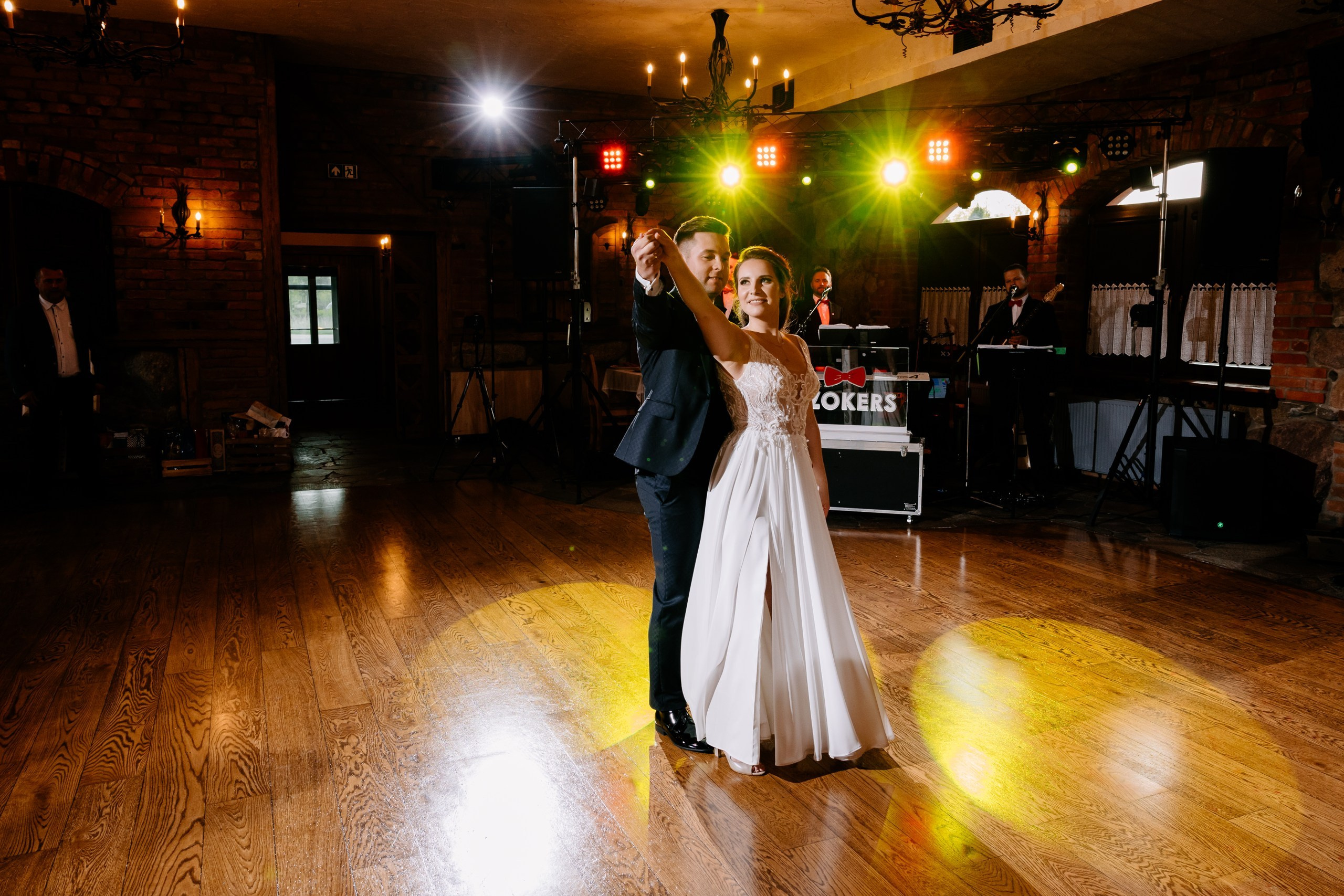 Zofia ♡ Bartosz. Fotograf Ślubny Warszawa - Sesje Biznesowe Rodzinne Eventy