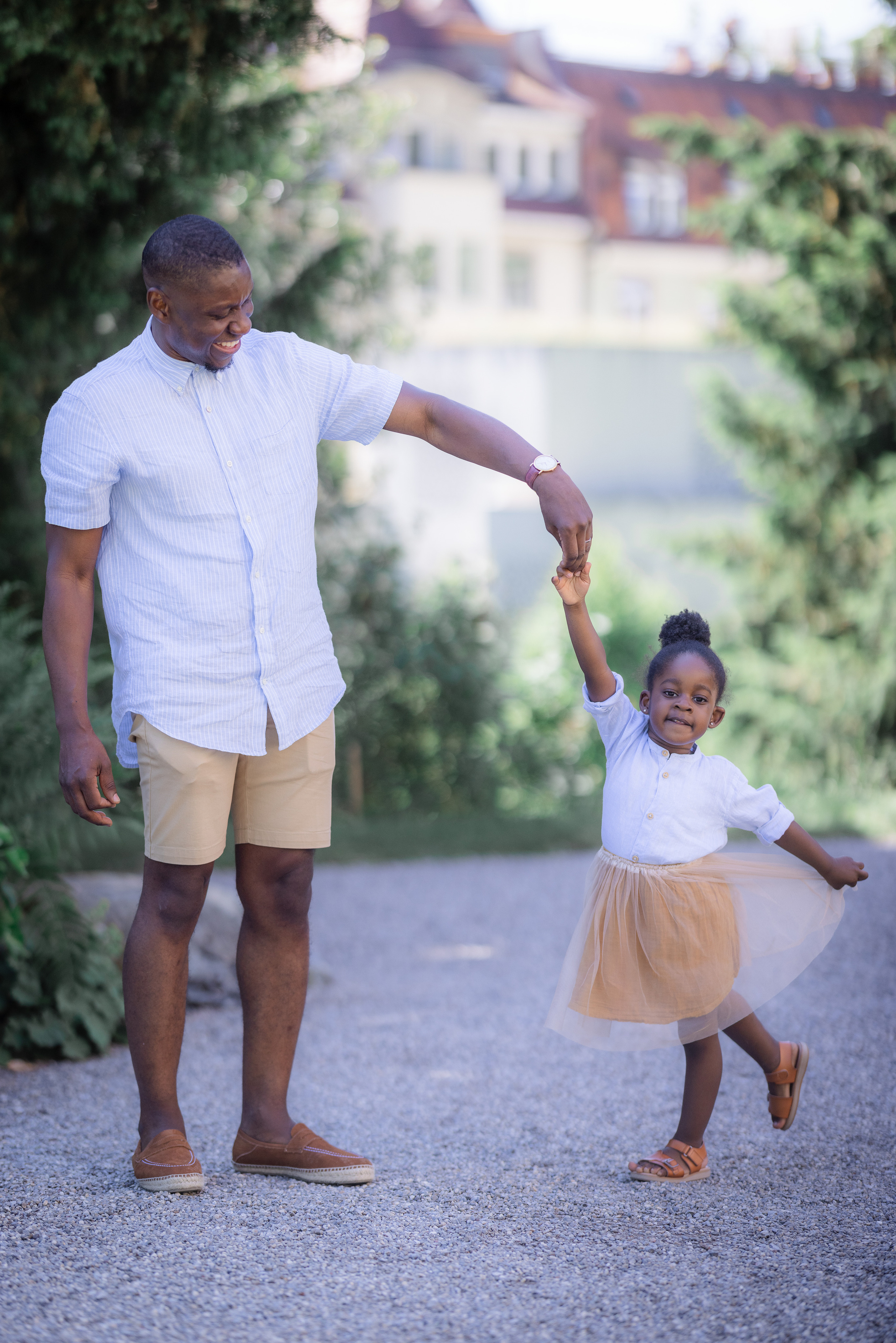 Villa Patumbah family session. Family photographer Zurich & Switzerland Daria Moore