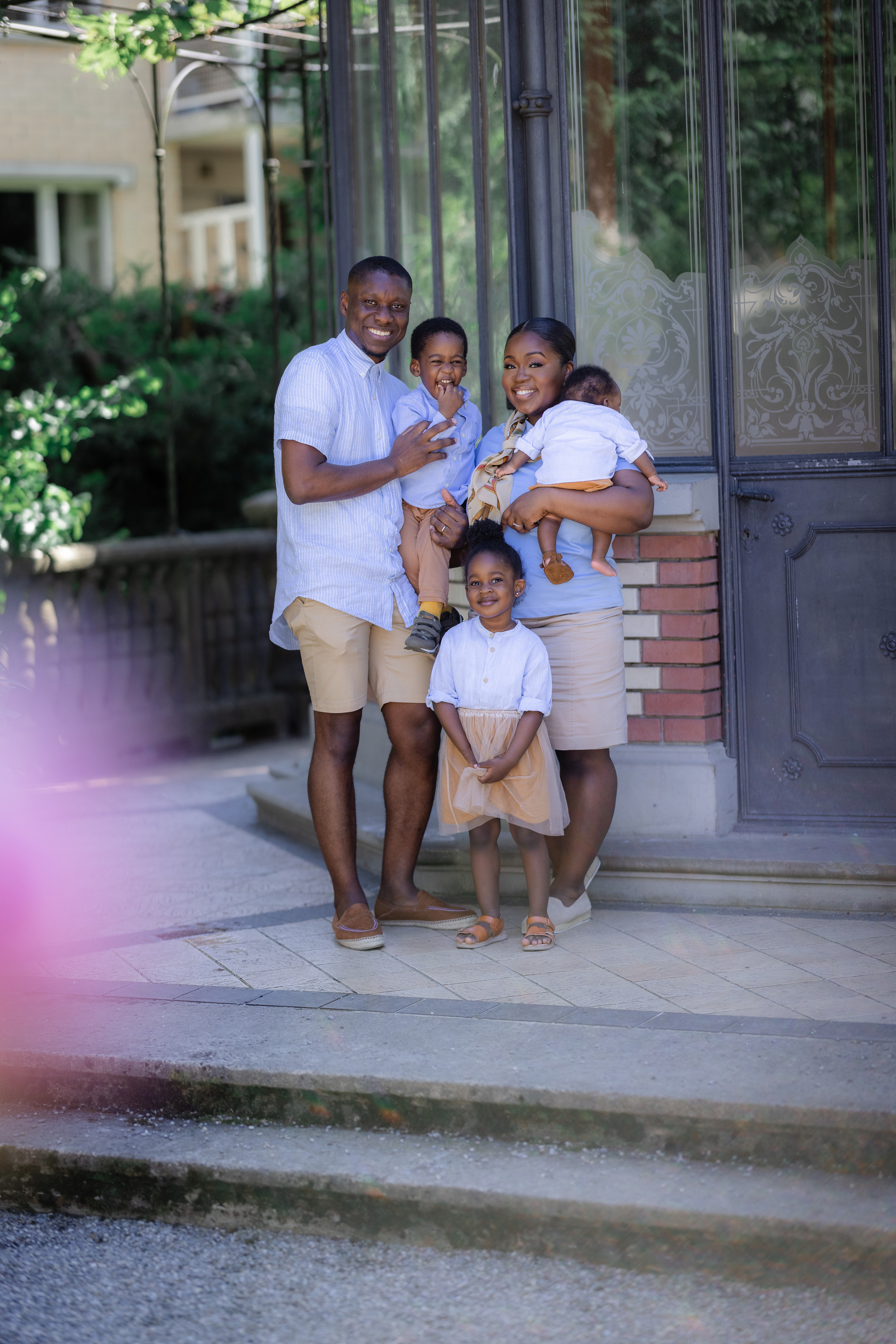 Villa Patumbah family session. Family photographer Zurich & Switzerland Daria Moore