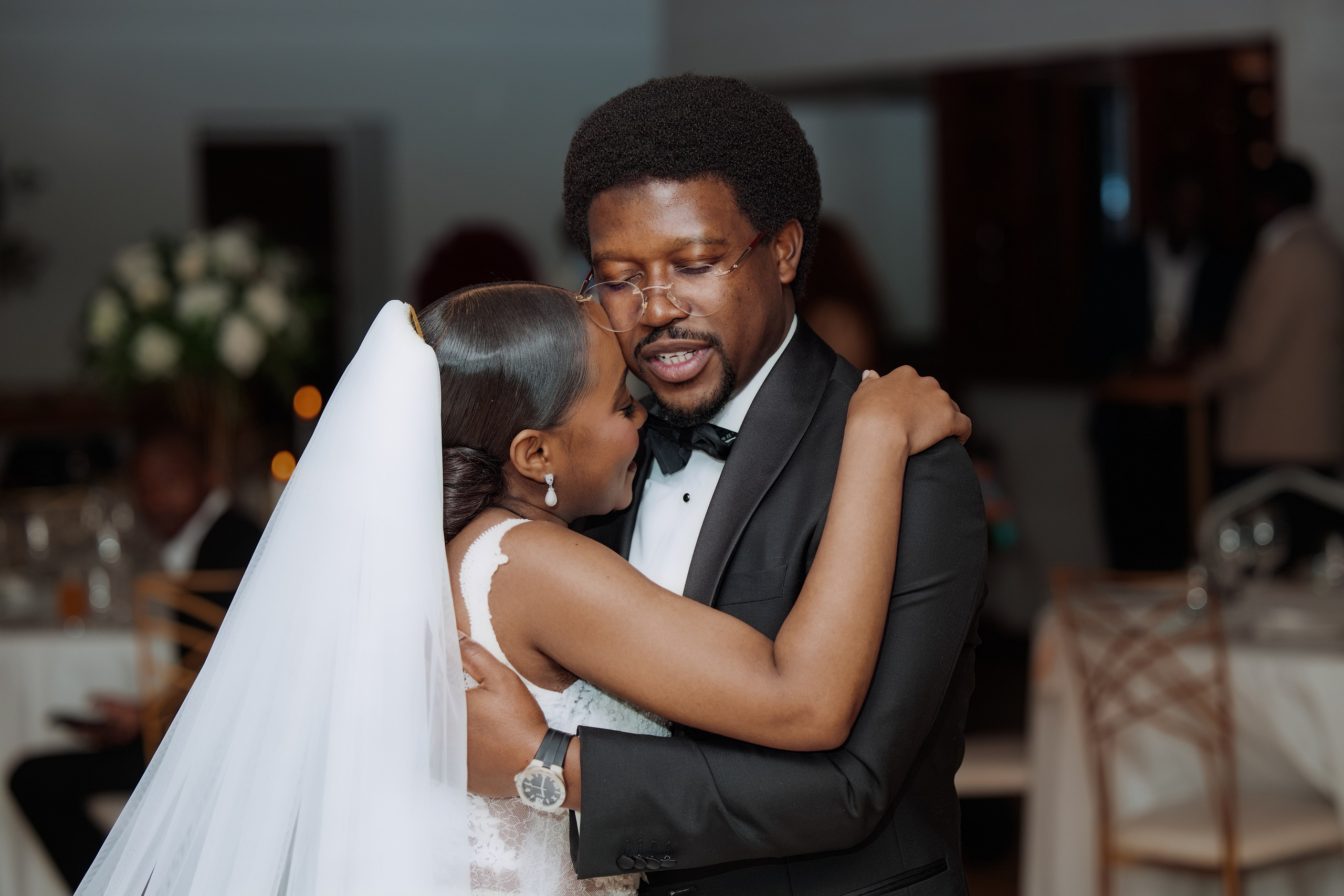 Nawik e Ethson. Fazemos o seu casamento ser lembrado por gerações